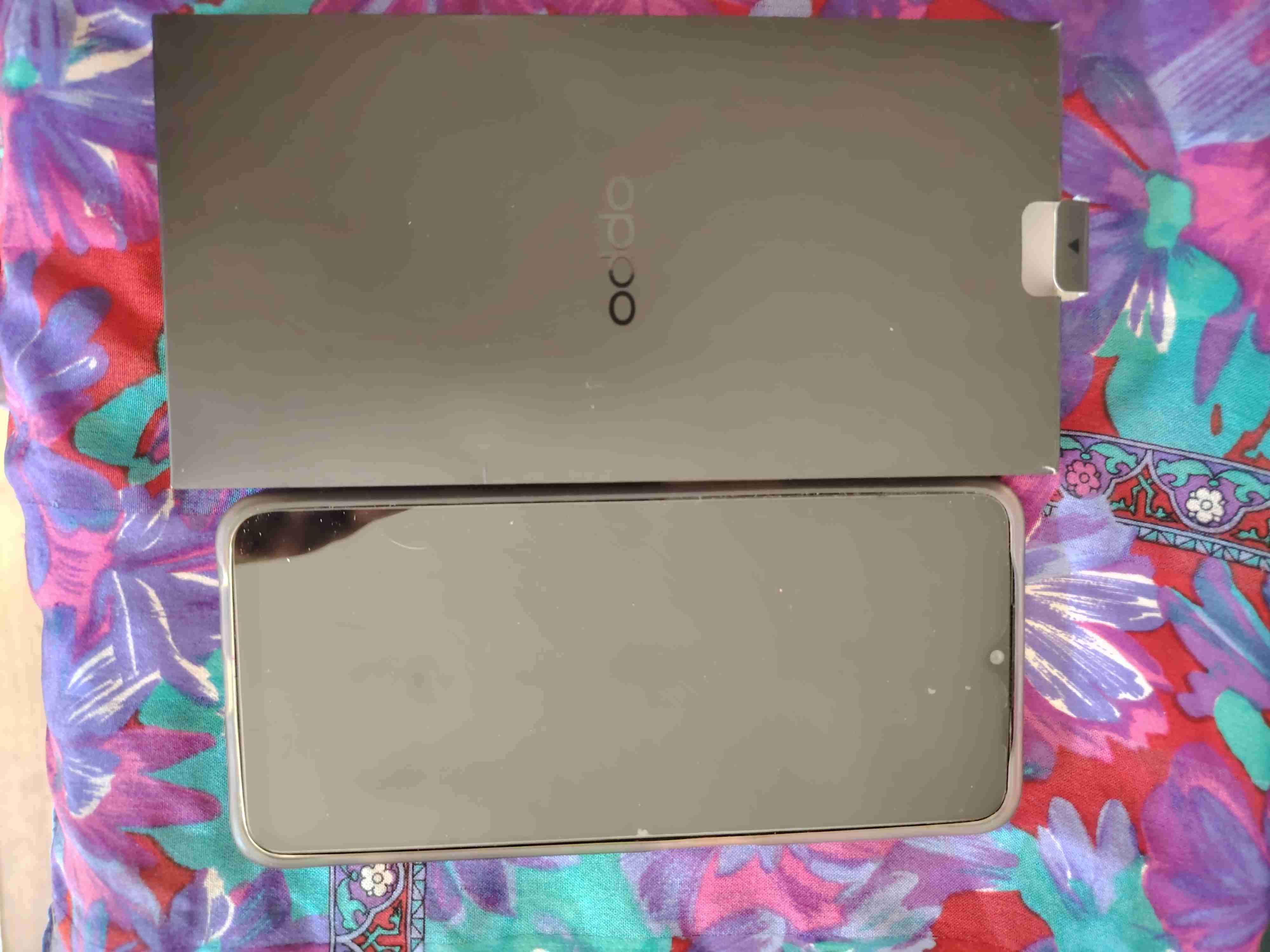 Teléfono OPPO A57 negro en caja - 2