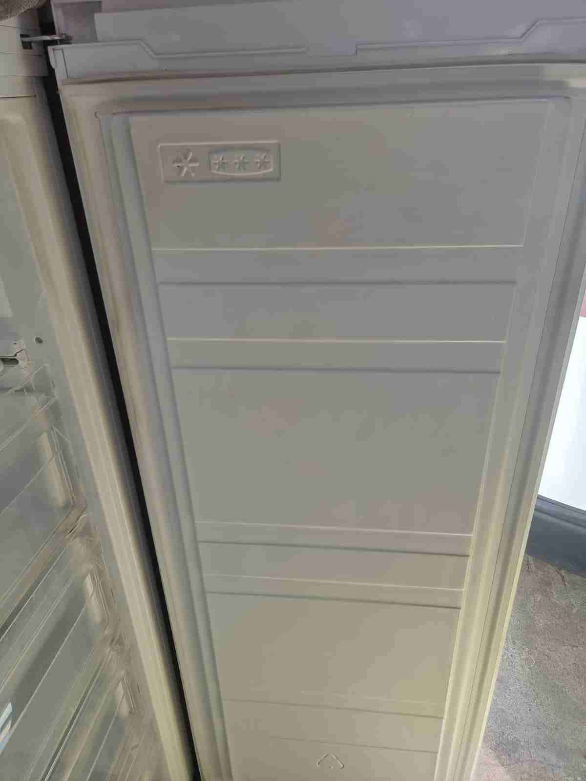 Refrigerador Midea blanco - miniatura 3