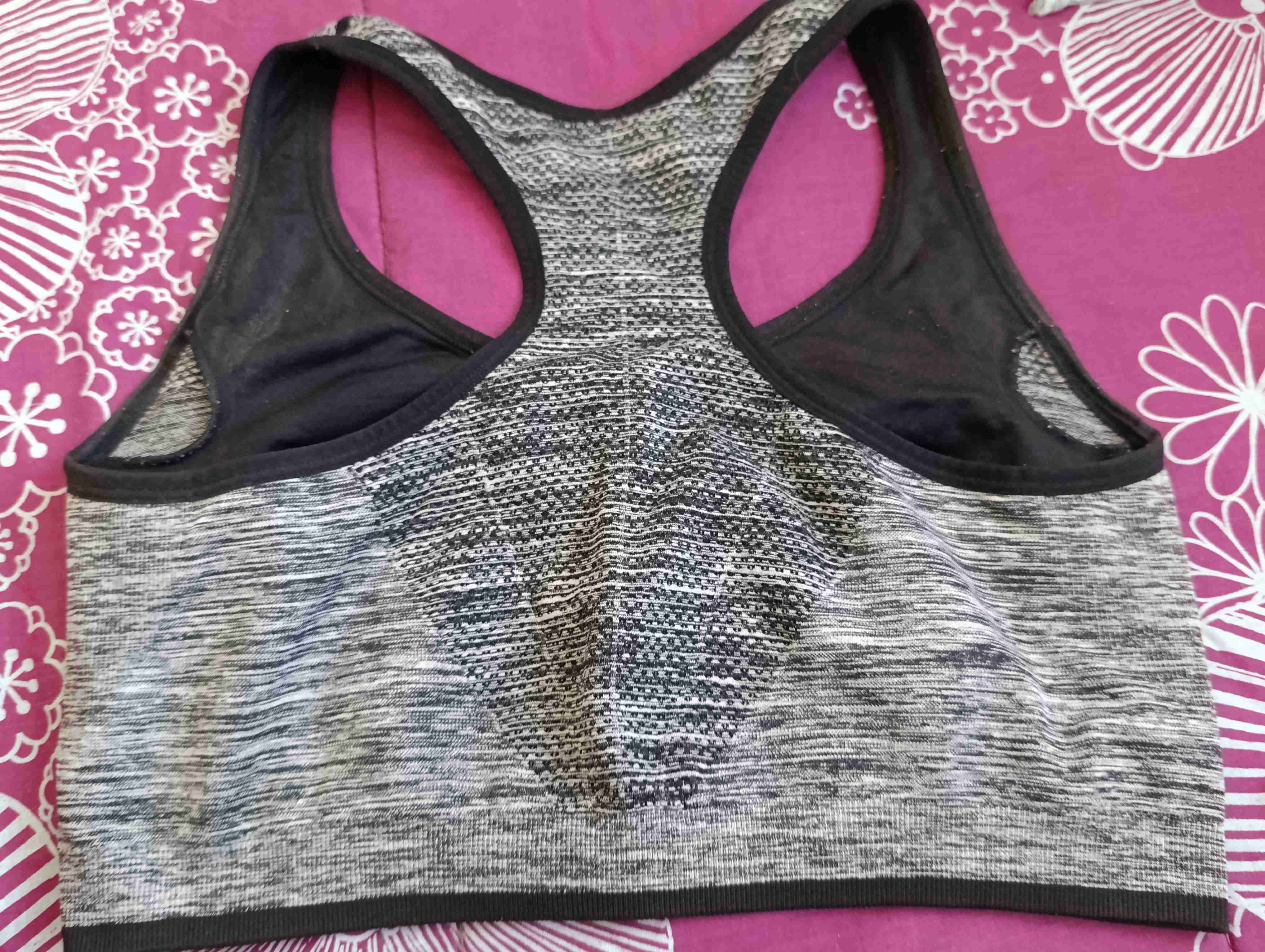 Top deportivo gris con cierre - miniatura 4