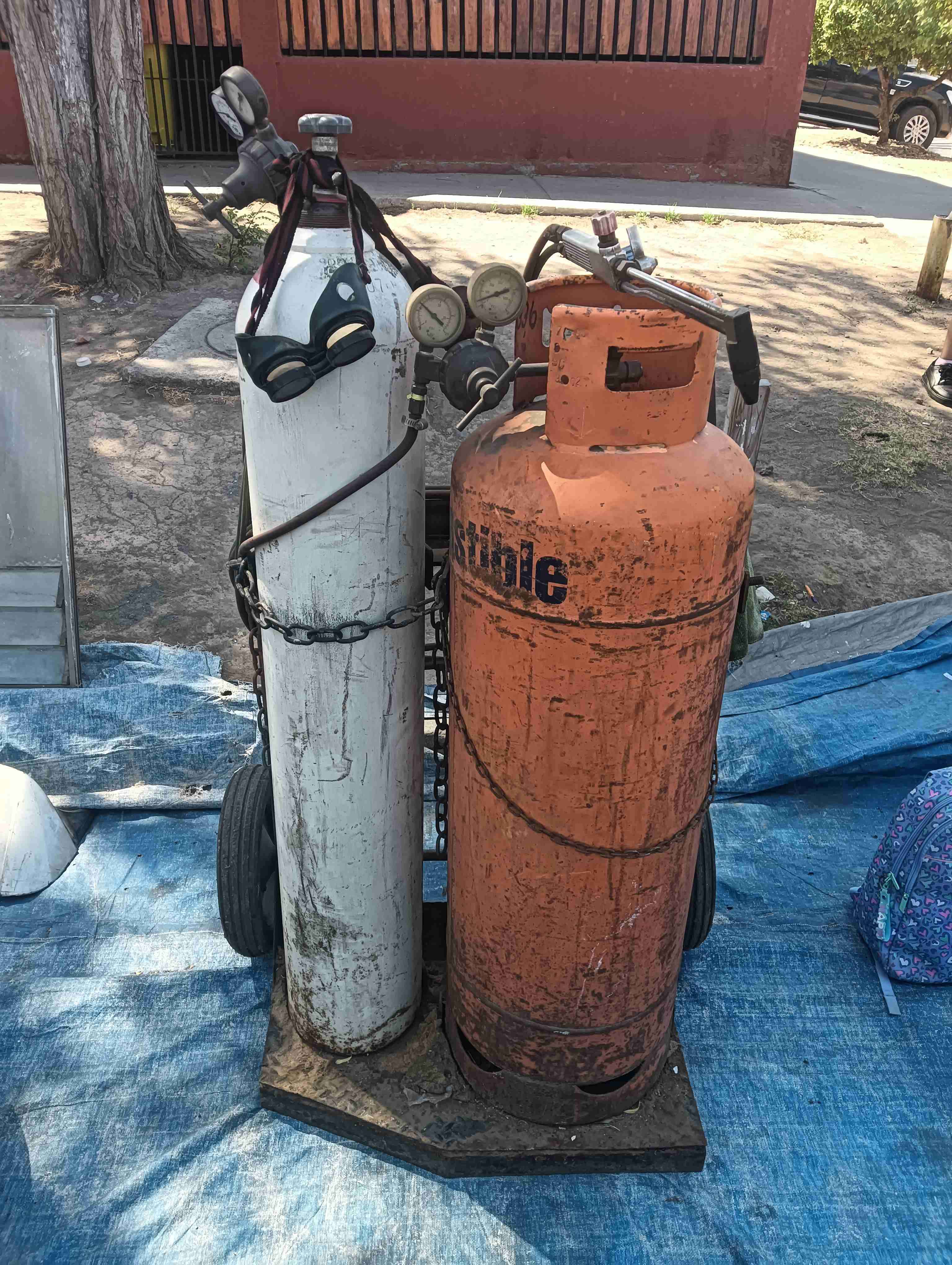 Equipo de oxígeno completo con llega y pistola - miniatura 3