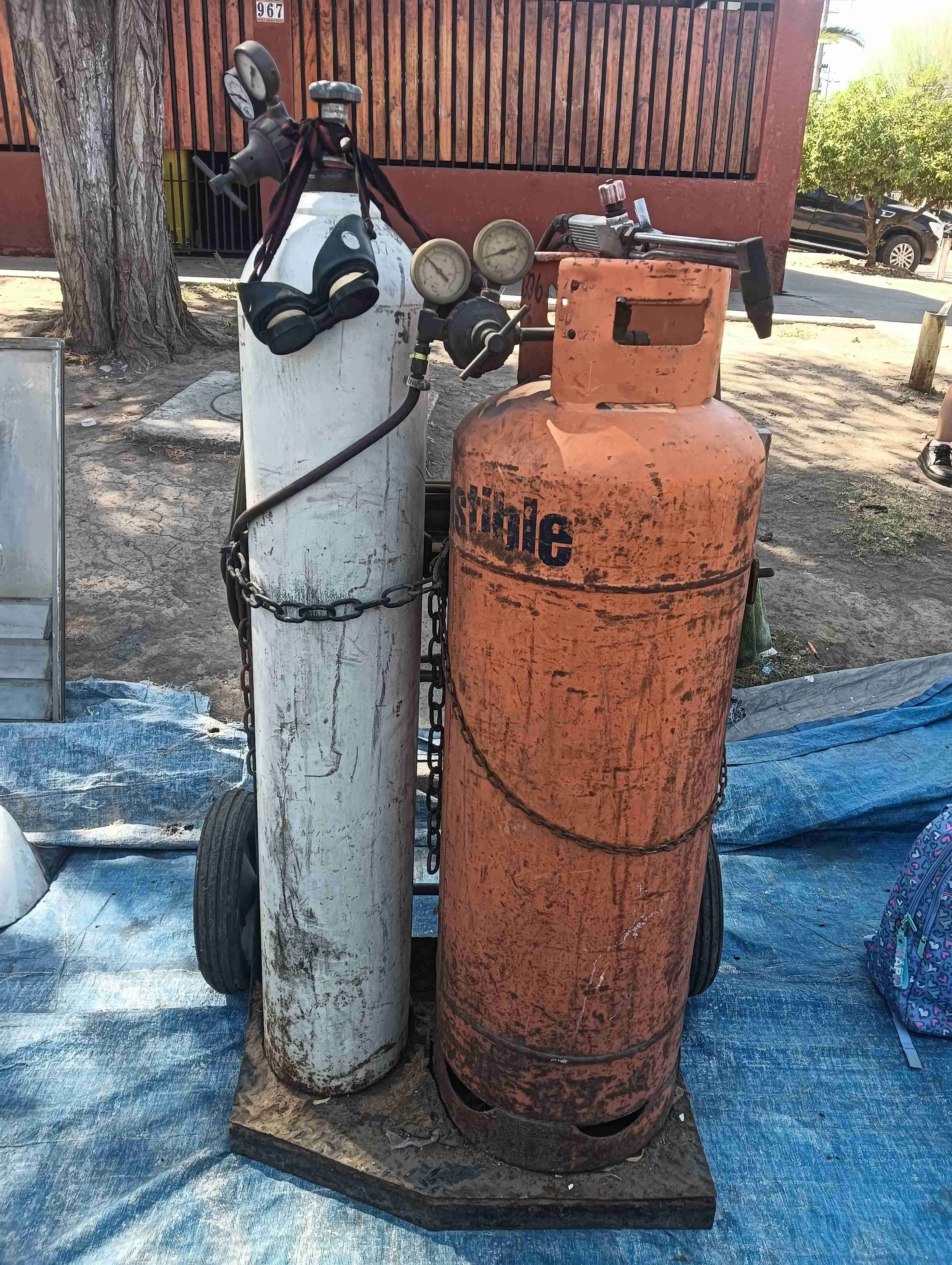 Equipo de oxígeno completo con llega y pistola - miniatura 4