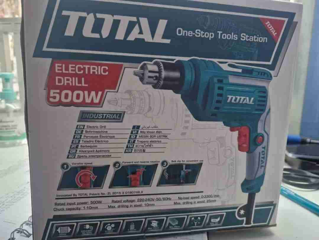 Taladro eléctrico TOTAL 500W