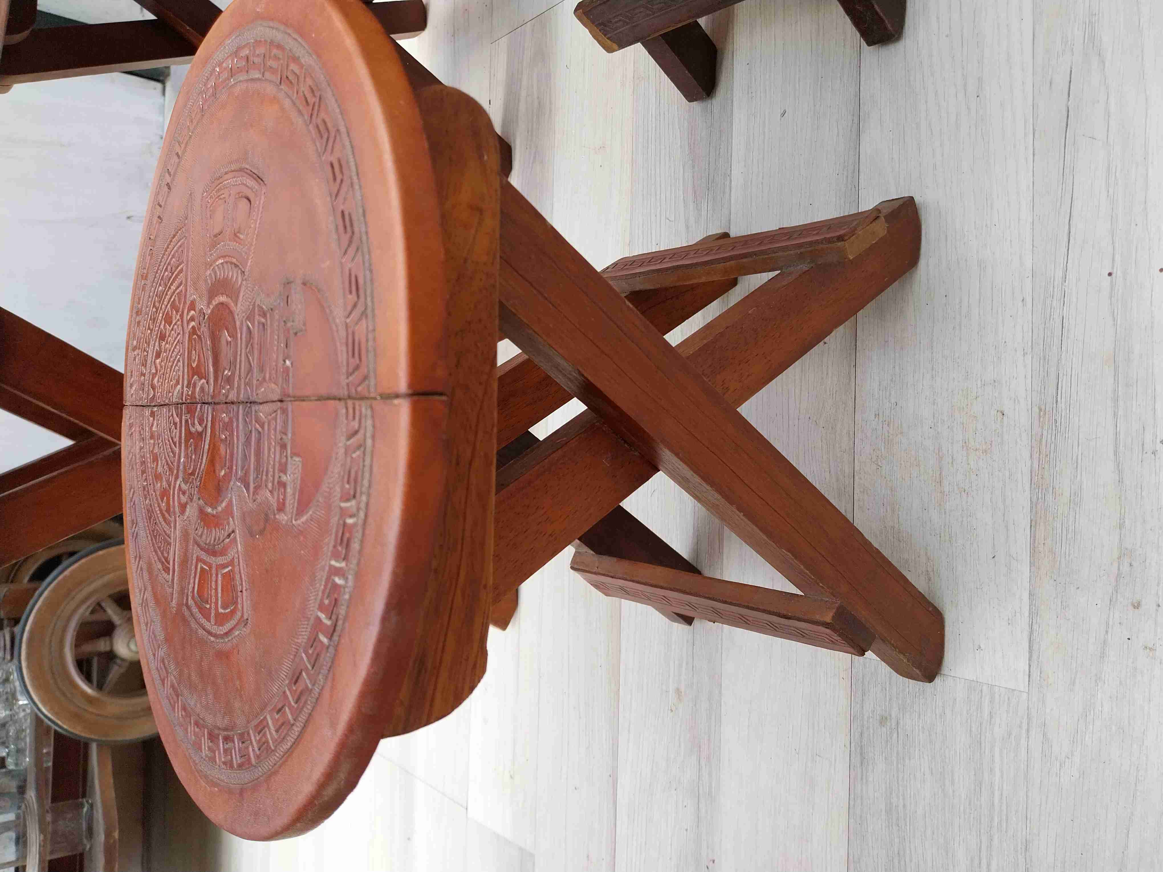 4 pisos Peruano cuero repujado - miniatura 2