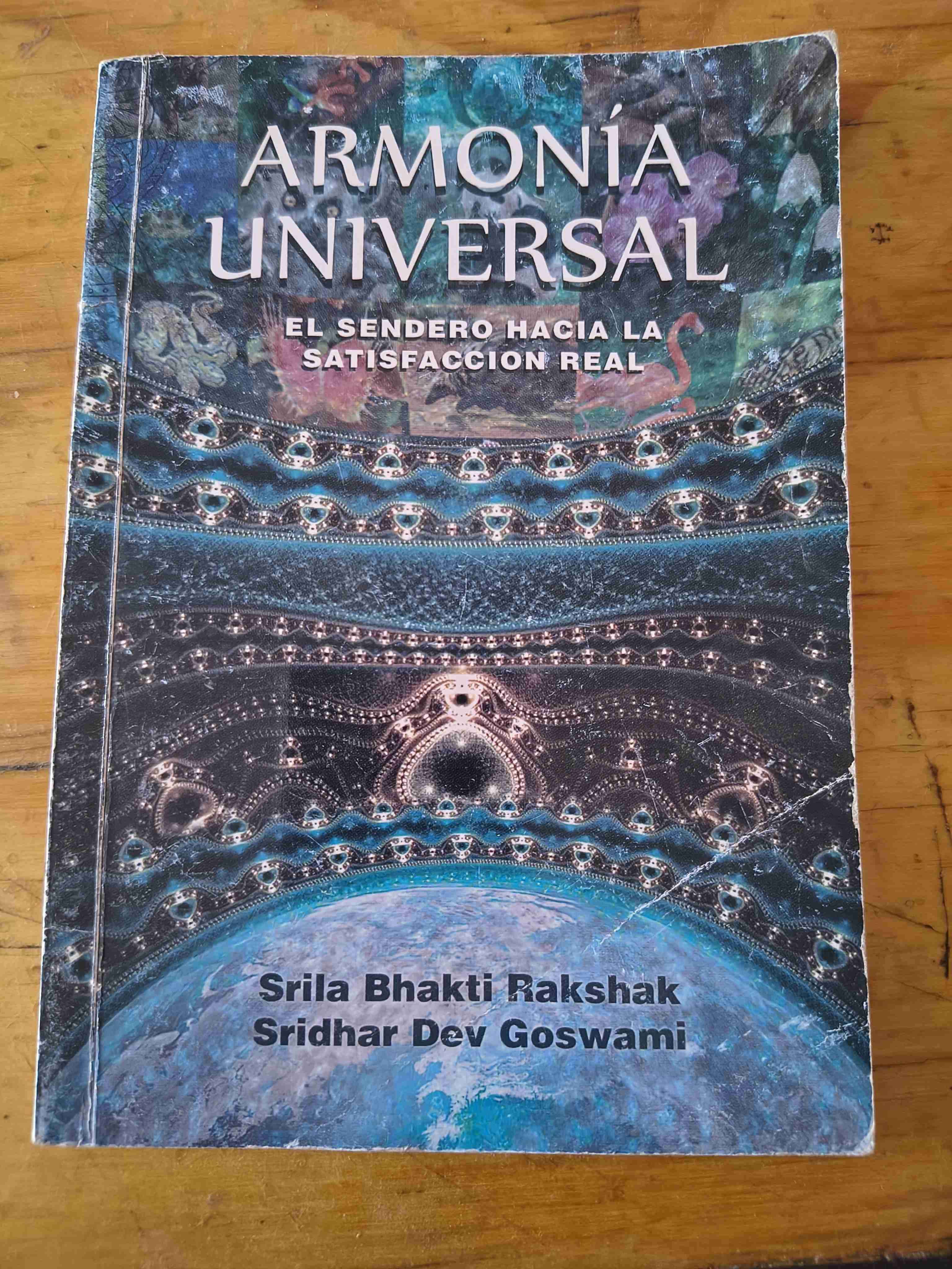 Libro Armonía Universal usado