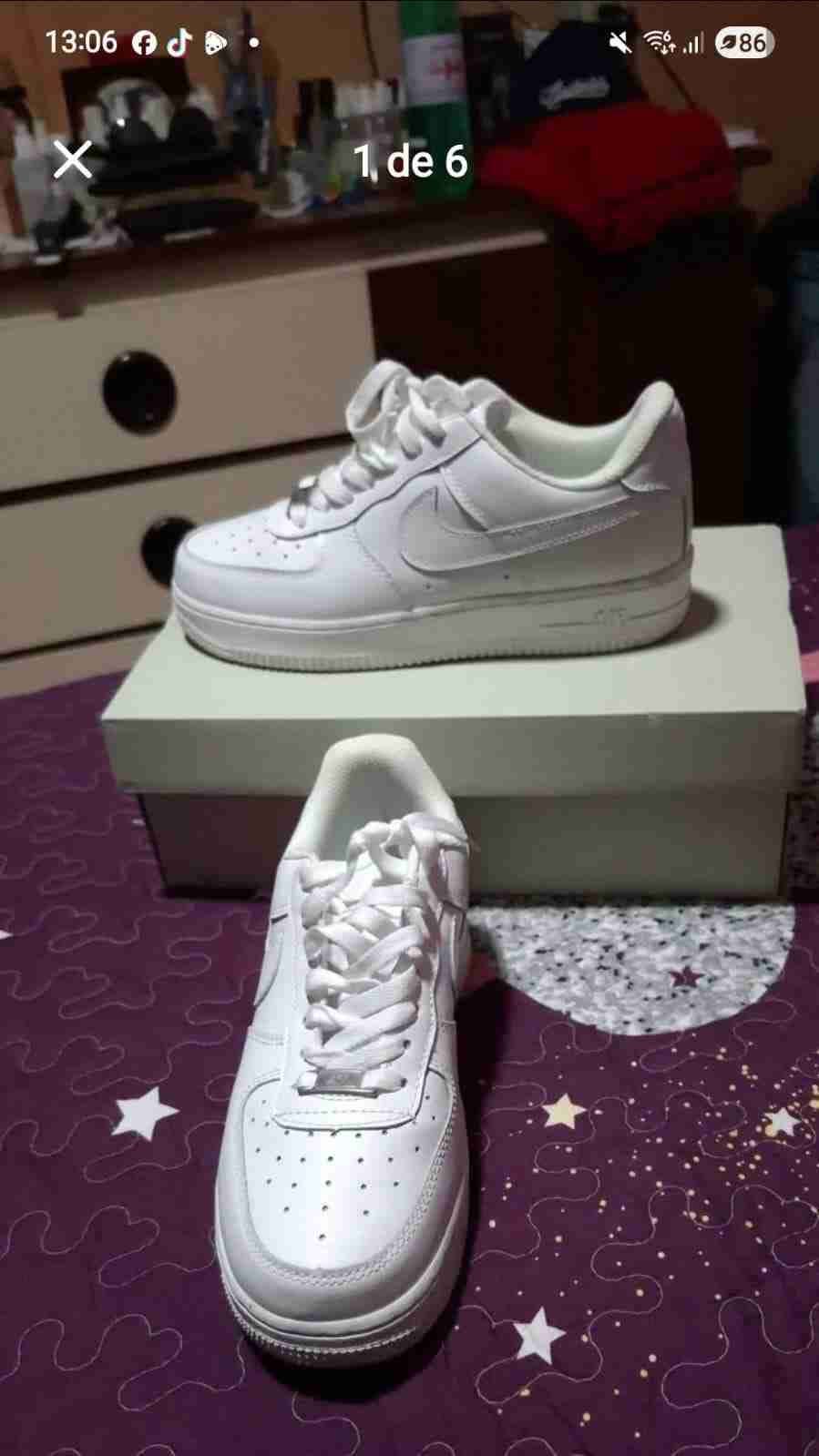 Zapatillas blancas deportivas