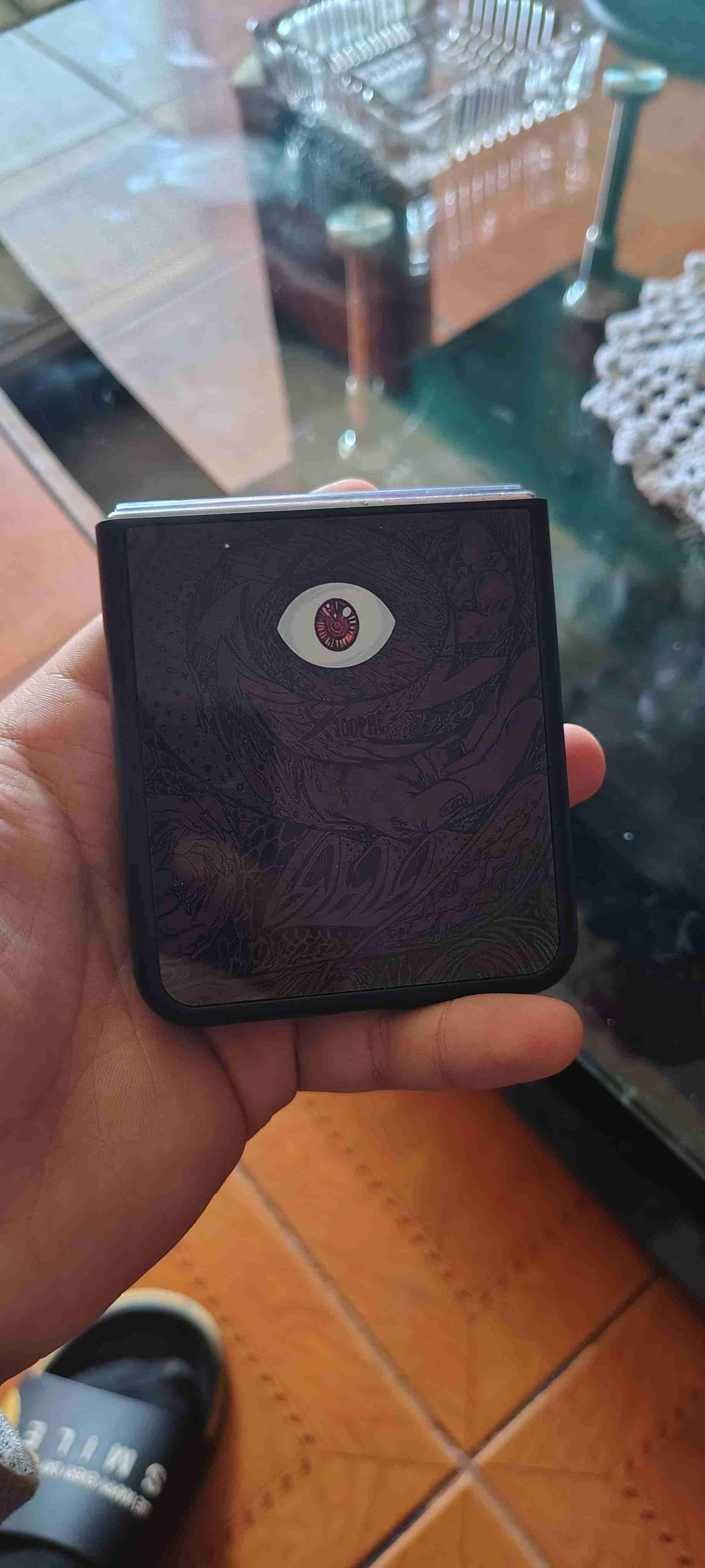 Z Flip 4 Con Detalle de Apertura - miniatura 6