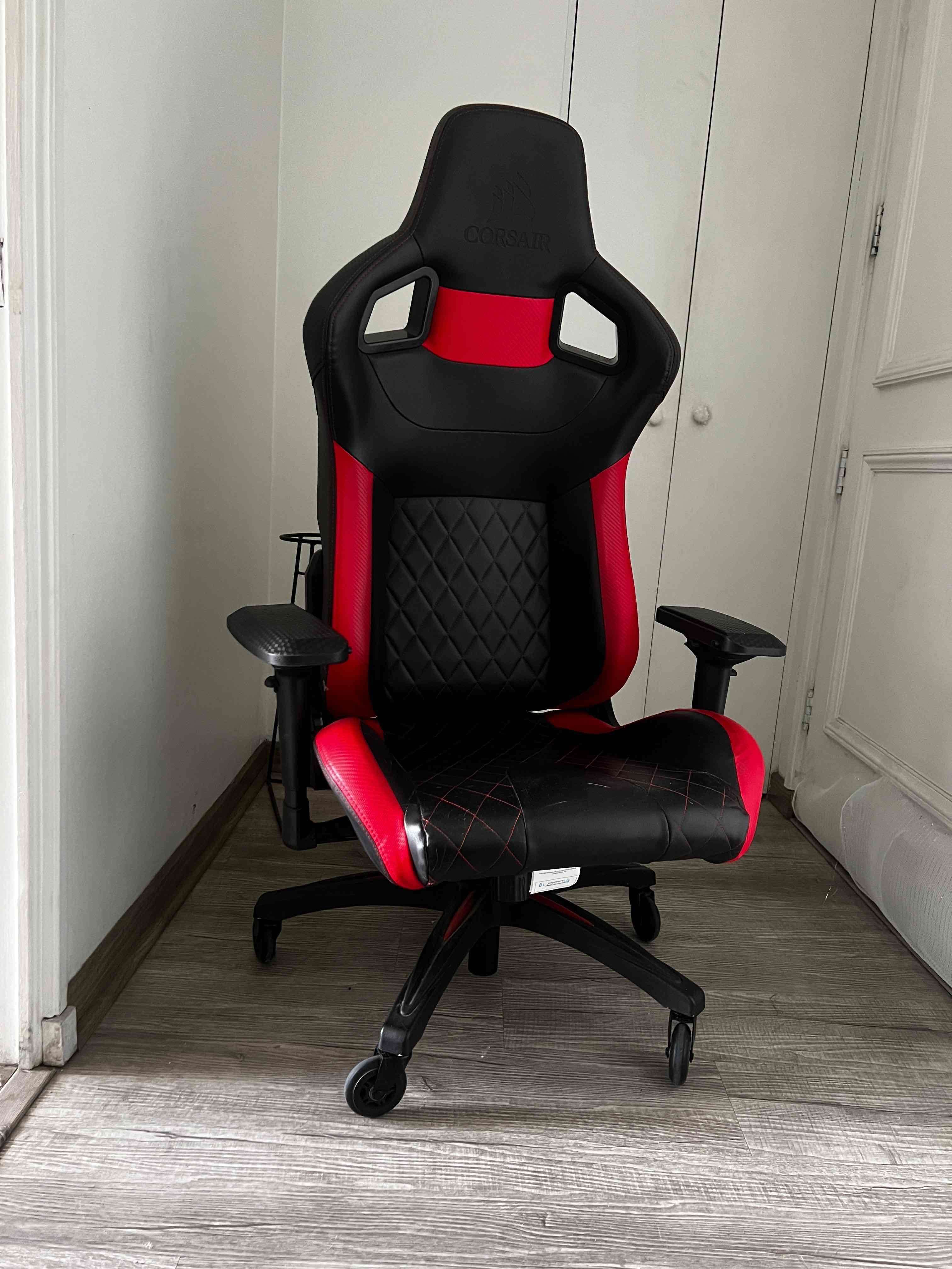 Silla gaming negra y roja - miniatura 2