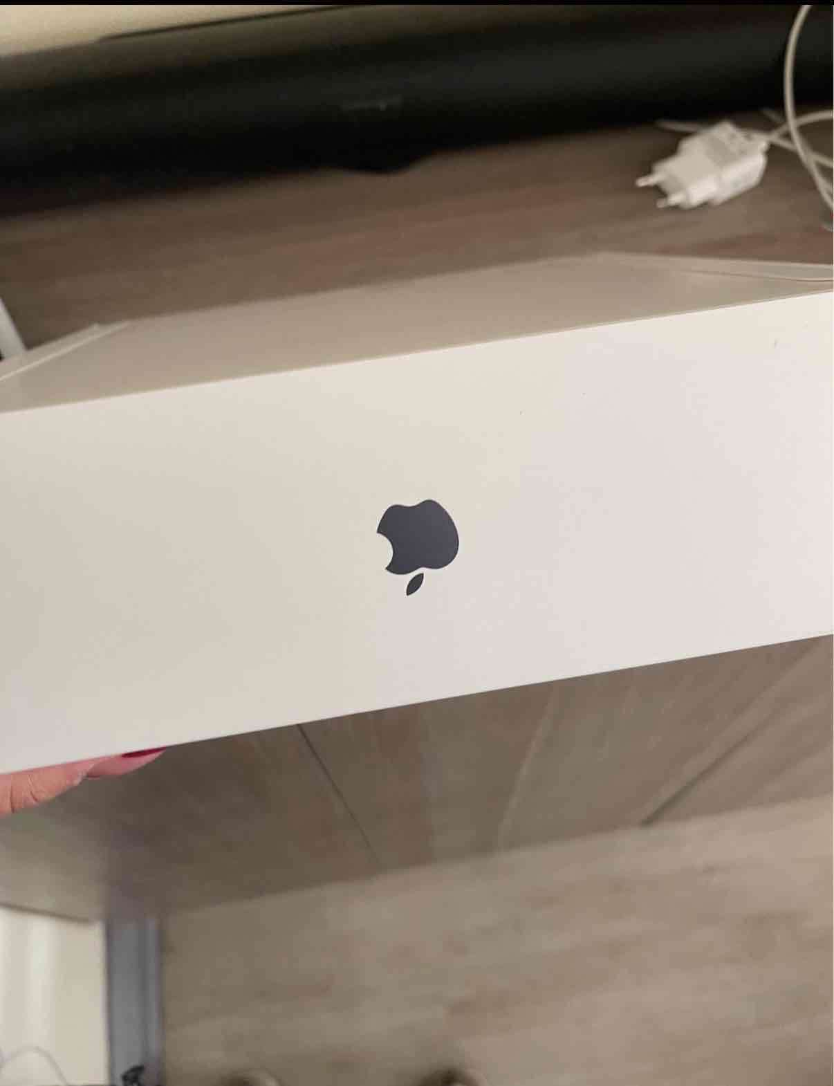 Audífonos AirPods Max nuevos - miniatura 4