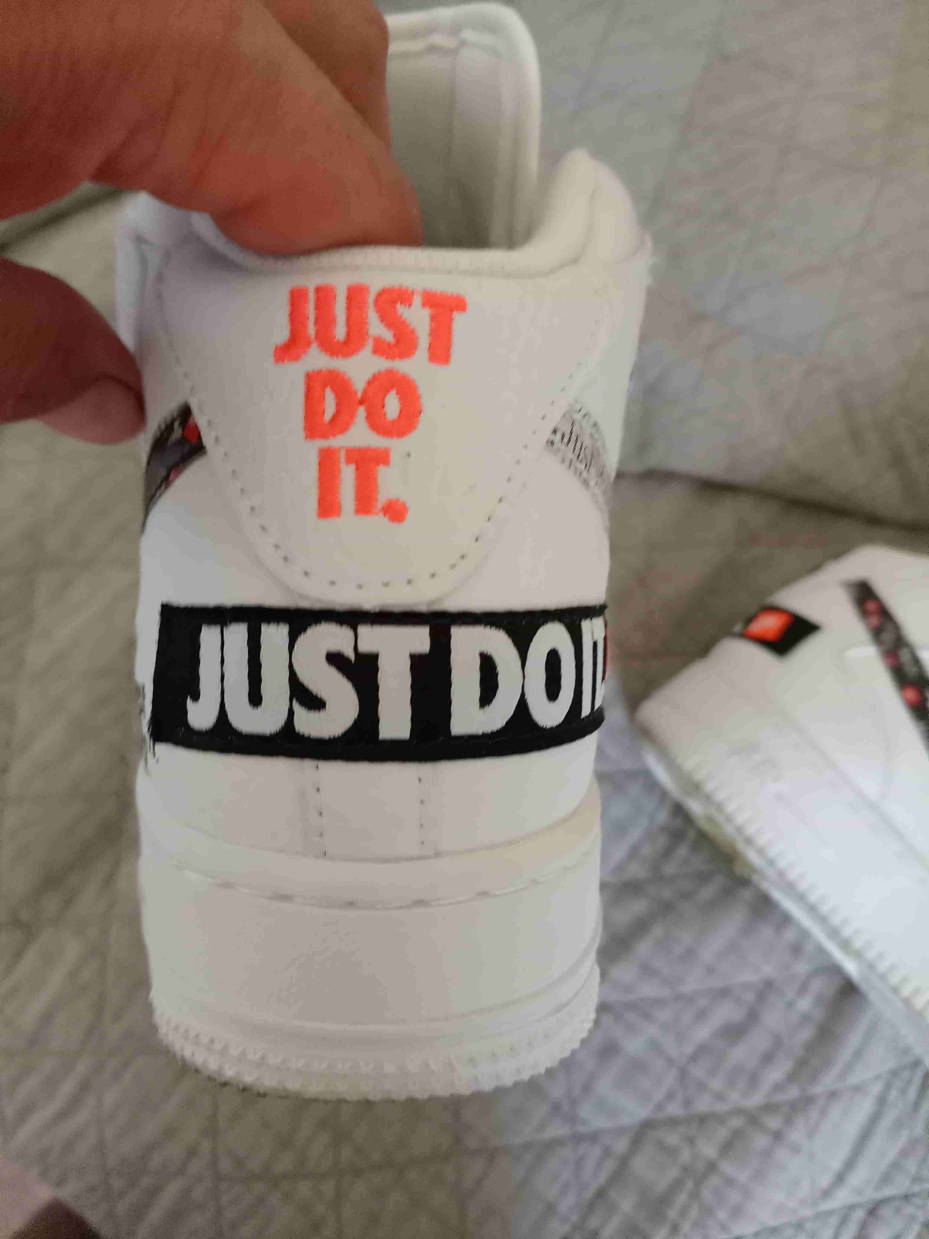 Zapatillas blancas 'Just Do It'