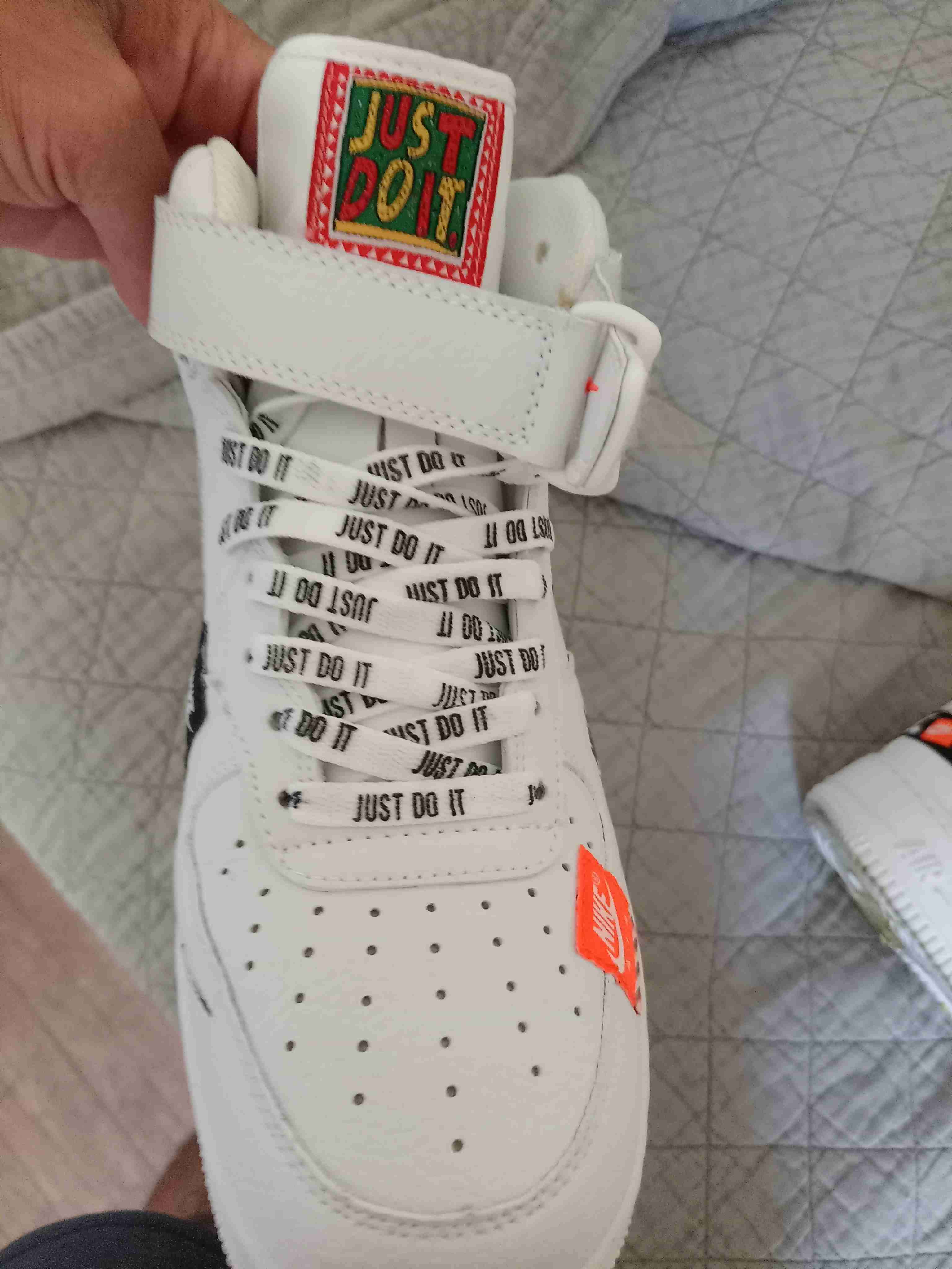 Zapatillas blancas 'Just Do It' - miniatura 2