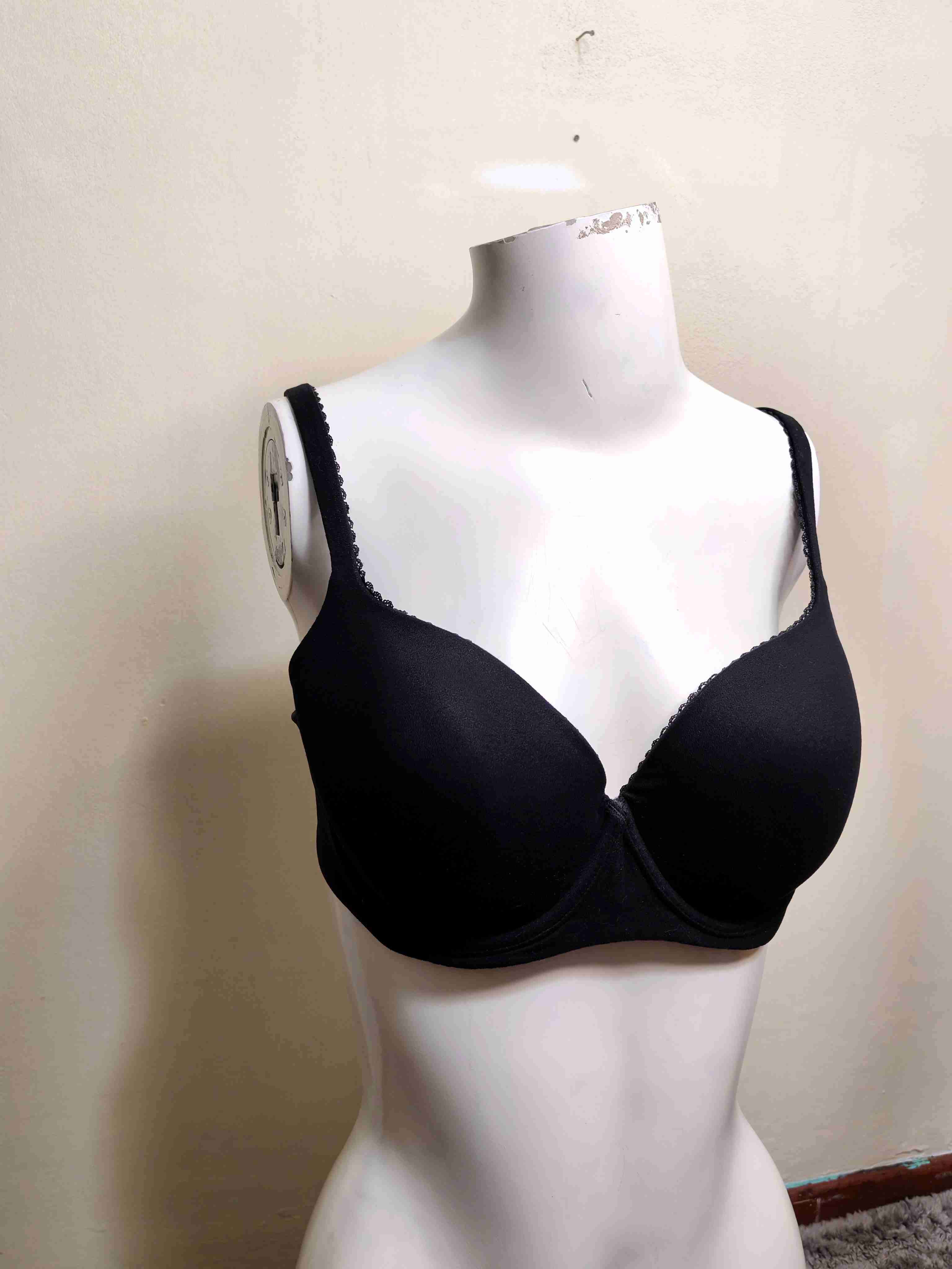 Sostén Victoria's Secret - miniatura 2