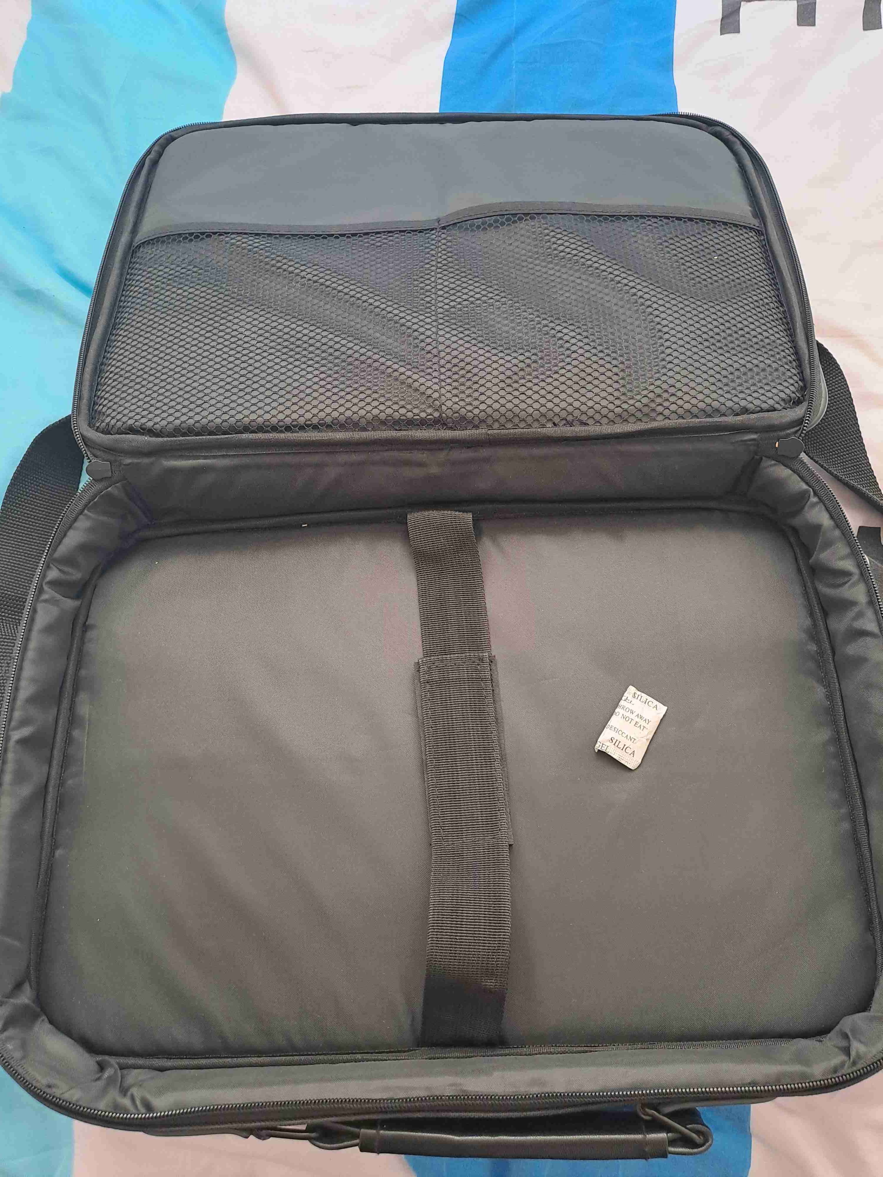 Maletín negro para laptop - miniatura 3