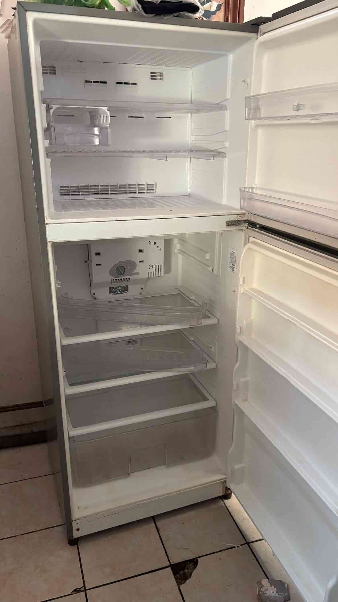 Refrigerador Fensa gris dos puertas - miniatura 2