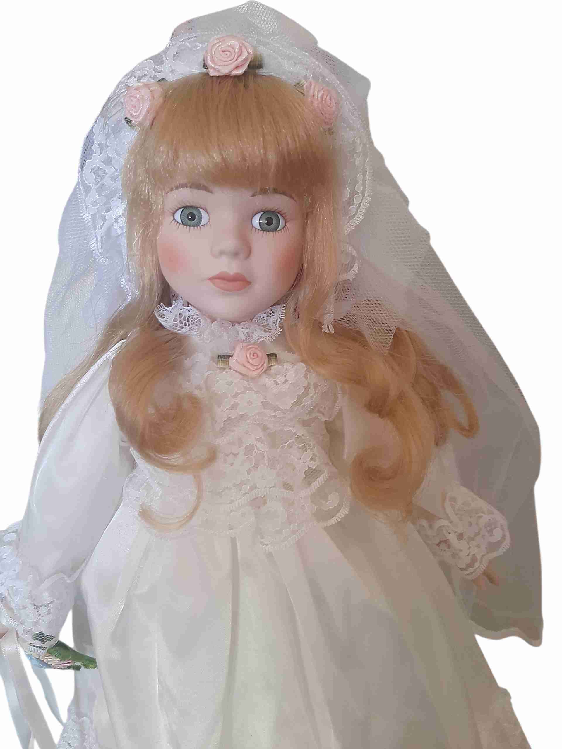 Muñeca porcelana novia