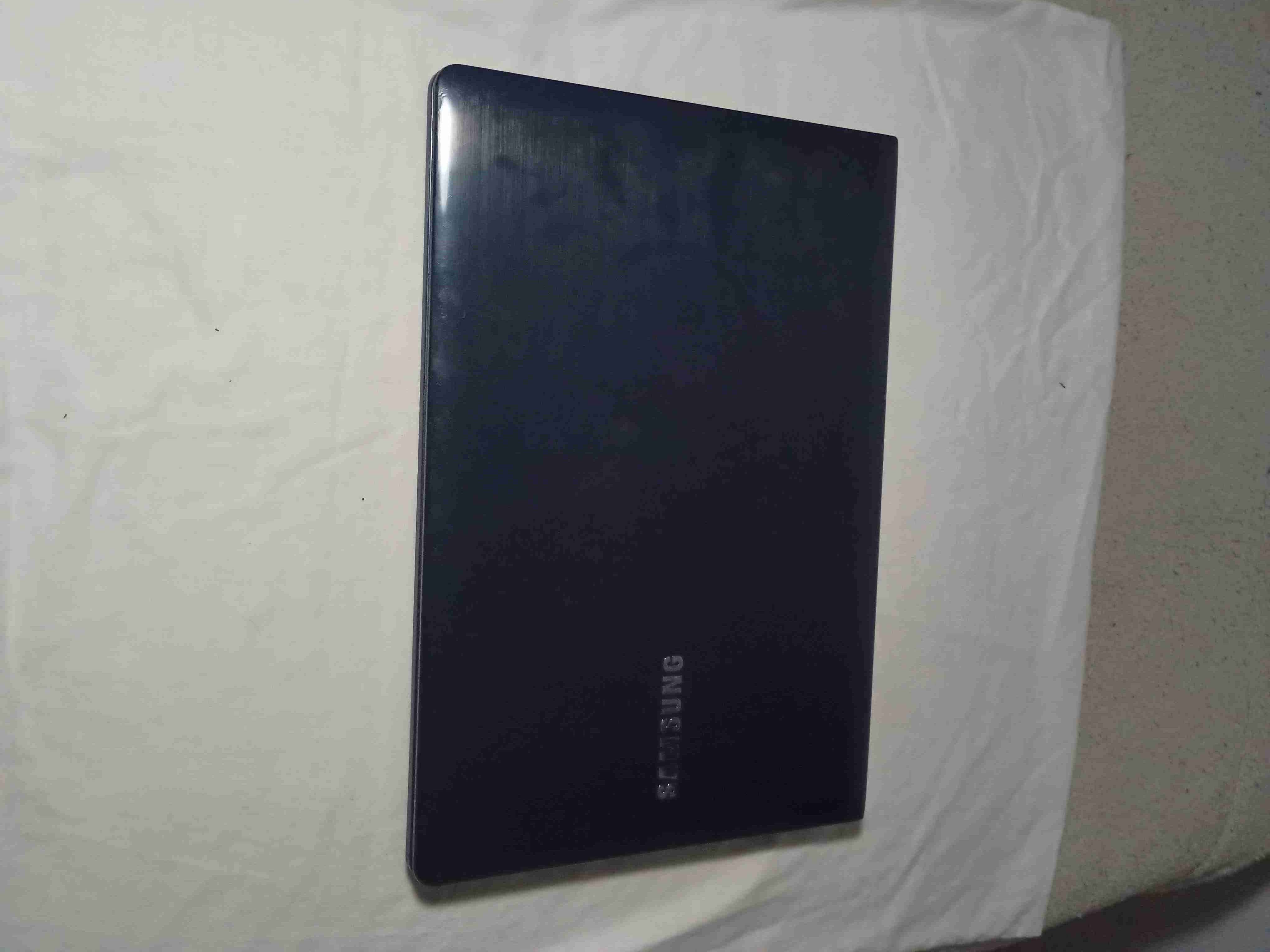 Notebook Samsung negro usado