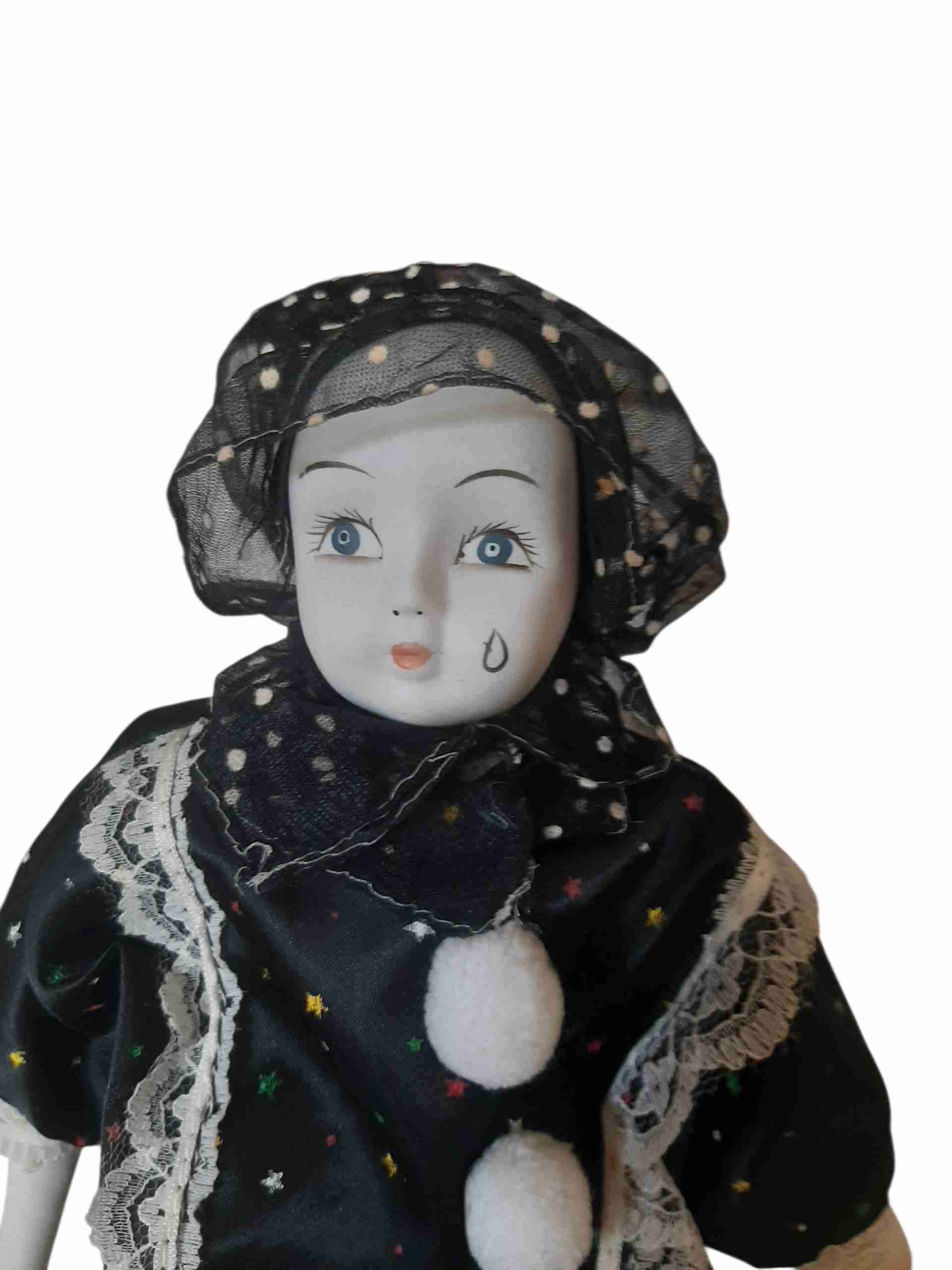 Muñeco de porcelana Pierrot - miniatura 2