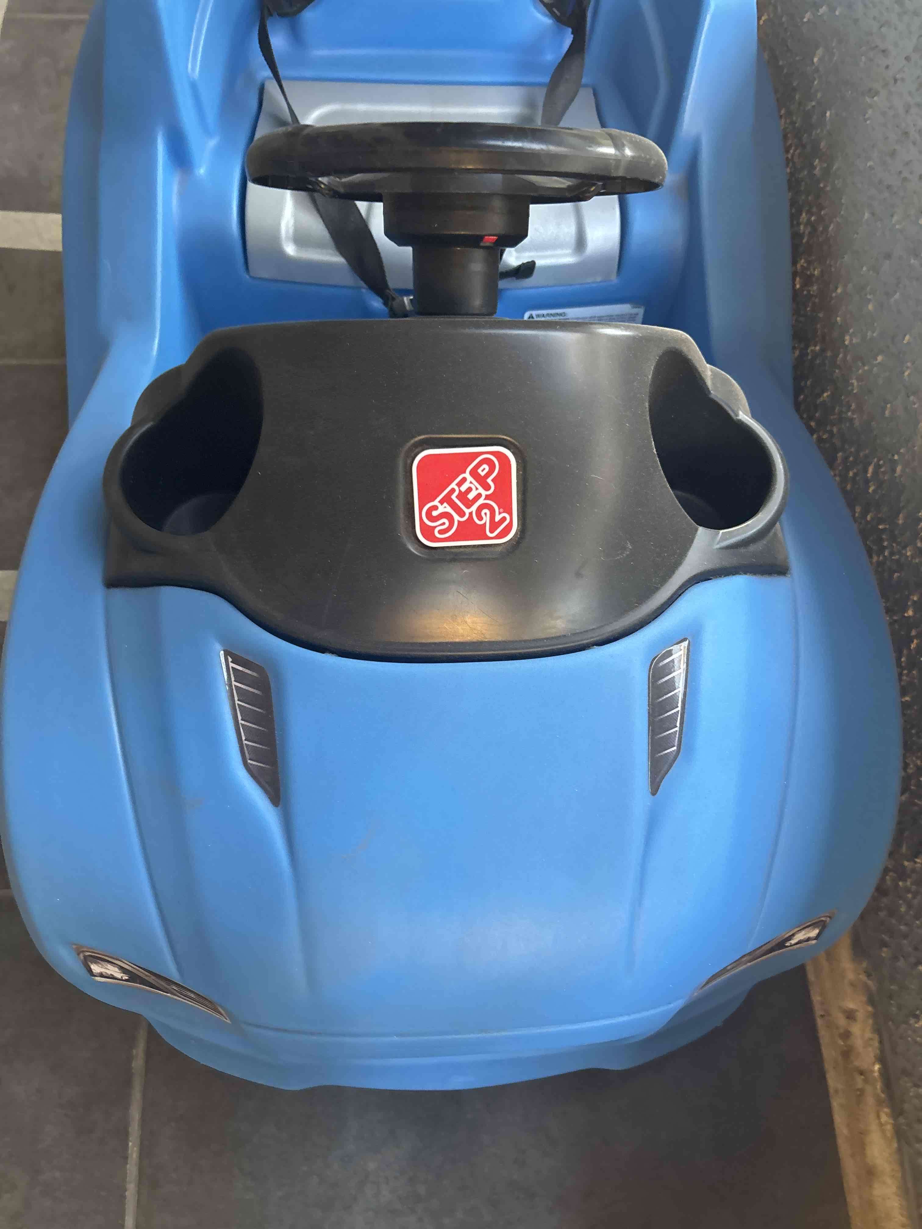 Auto de juguete azul con mango - miniatura 3