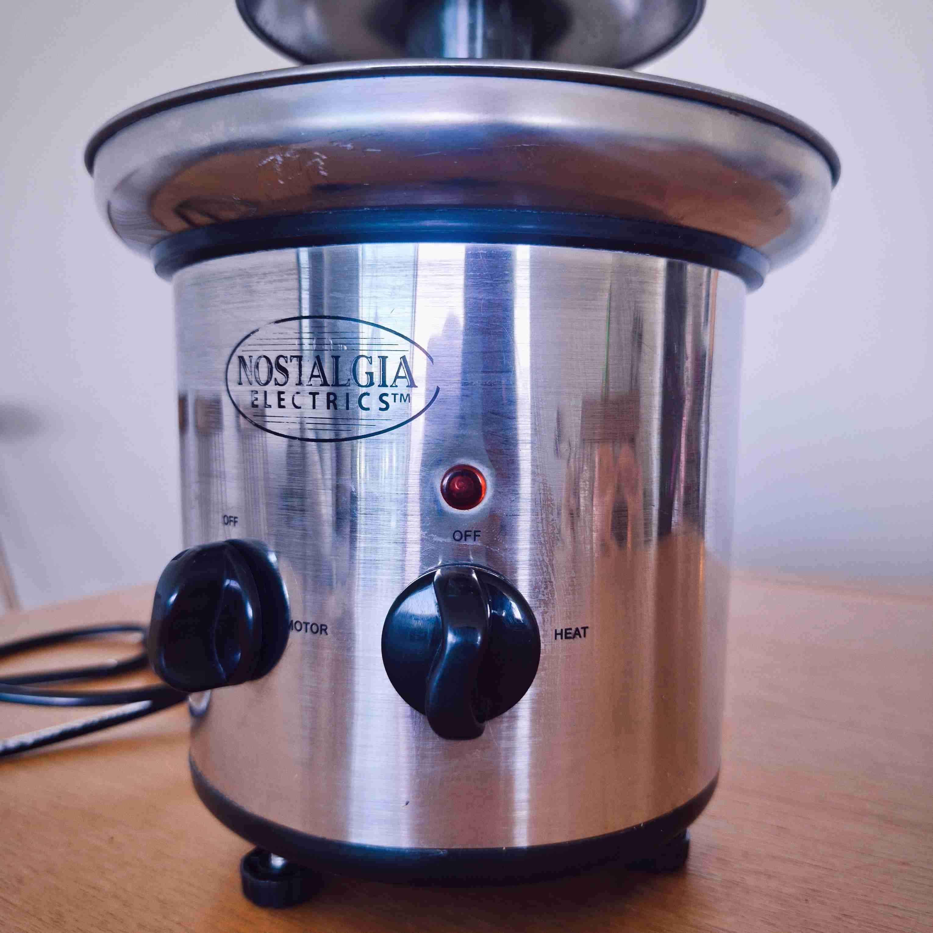 Fuente de chocolate Nostalgia - miniatura 3