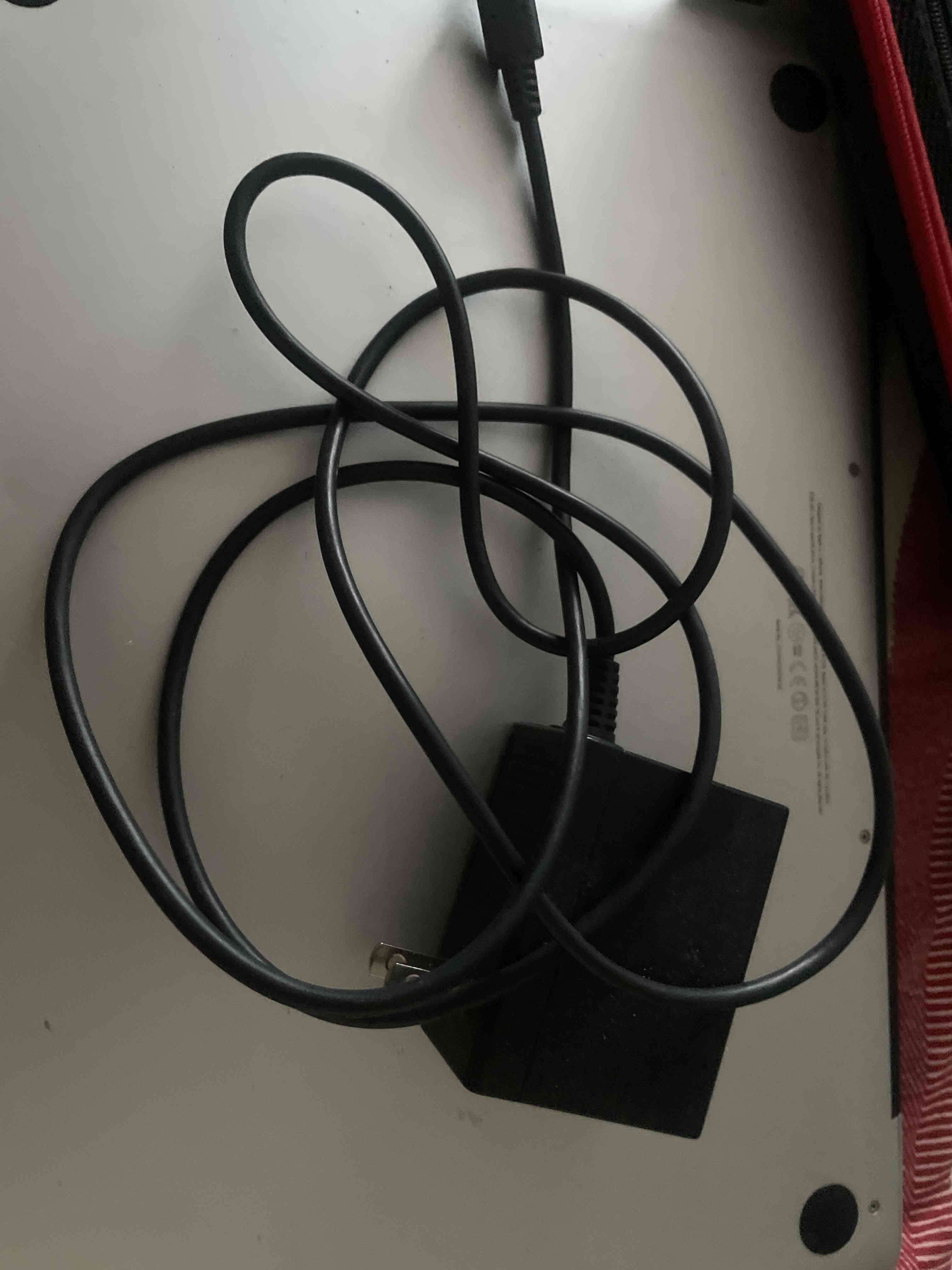 Nintendo switch lite turquesa en perfecto estado - miniatura 4