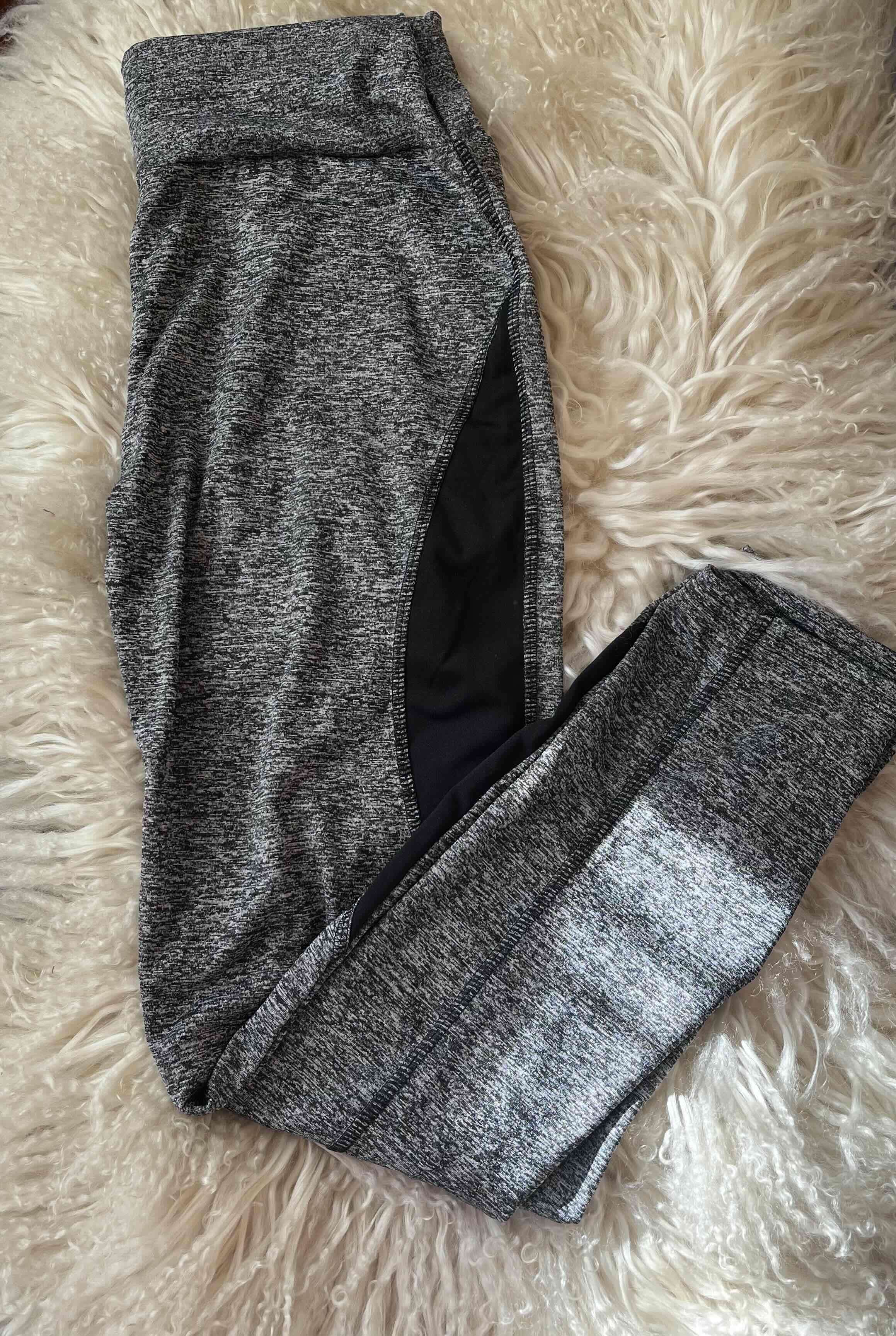 Calza  deportiva  gris oscuros