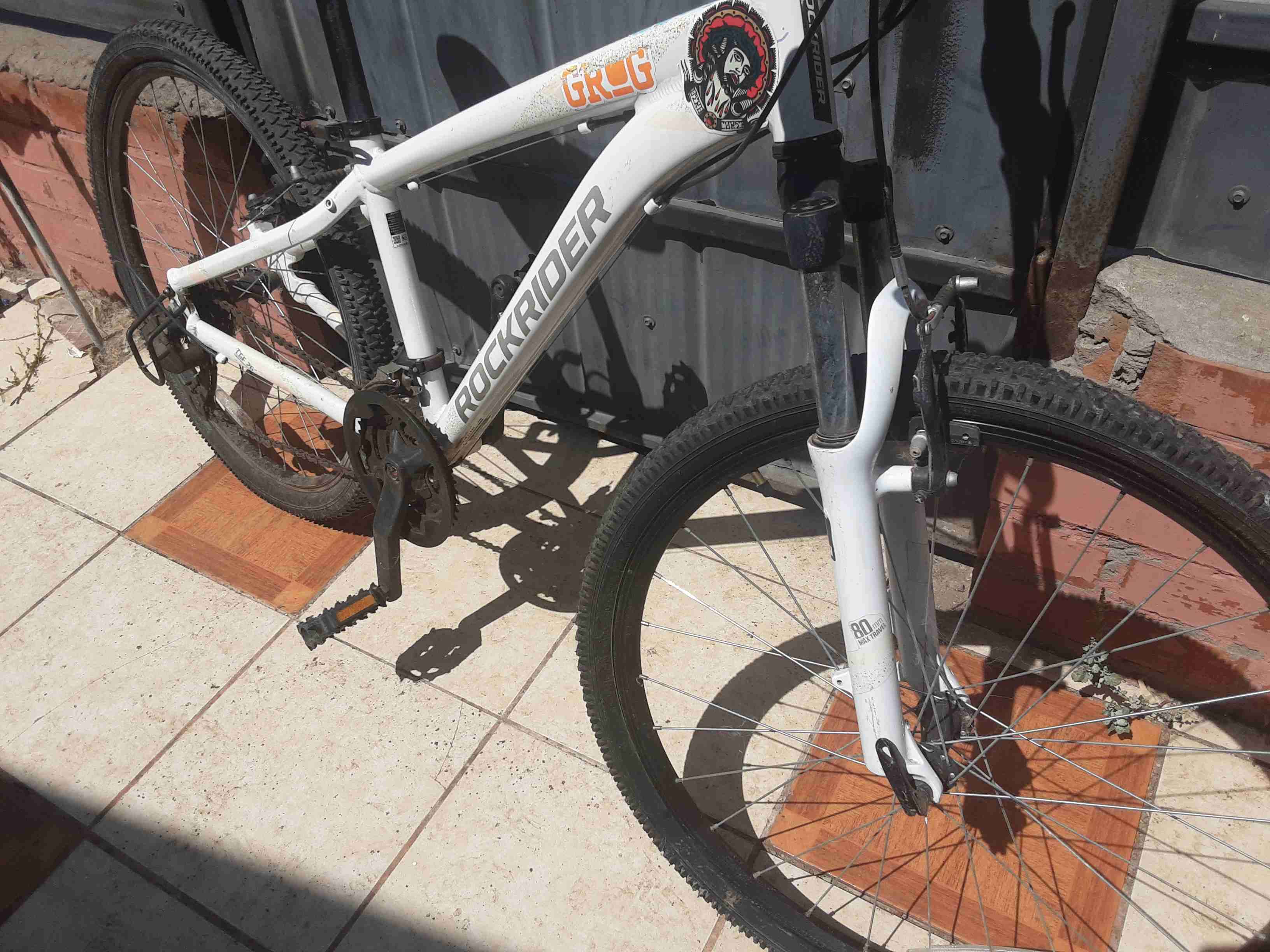 Bicicleta Rockrider blanca - miniatura 3