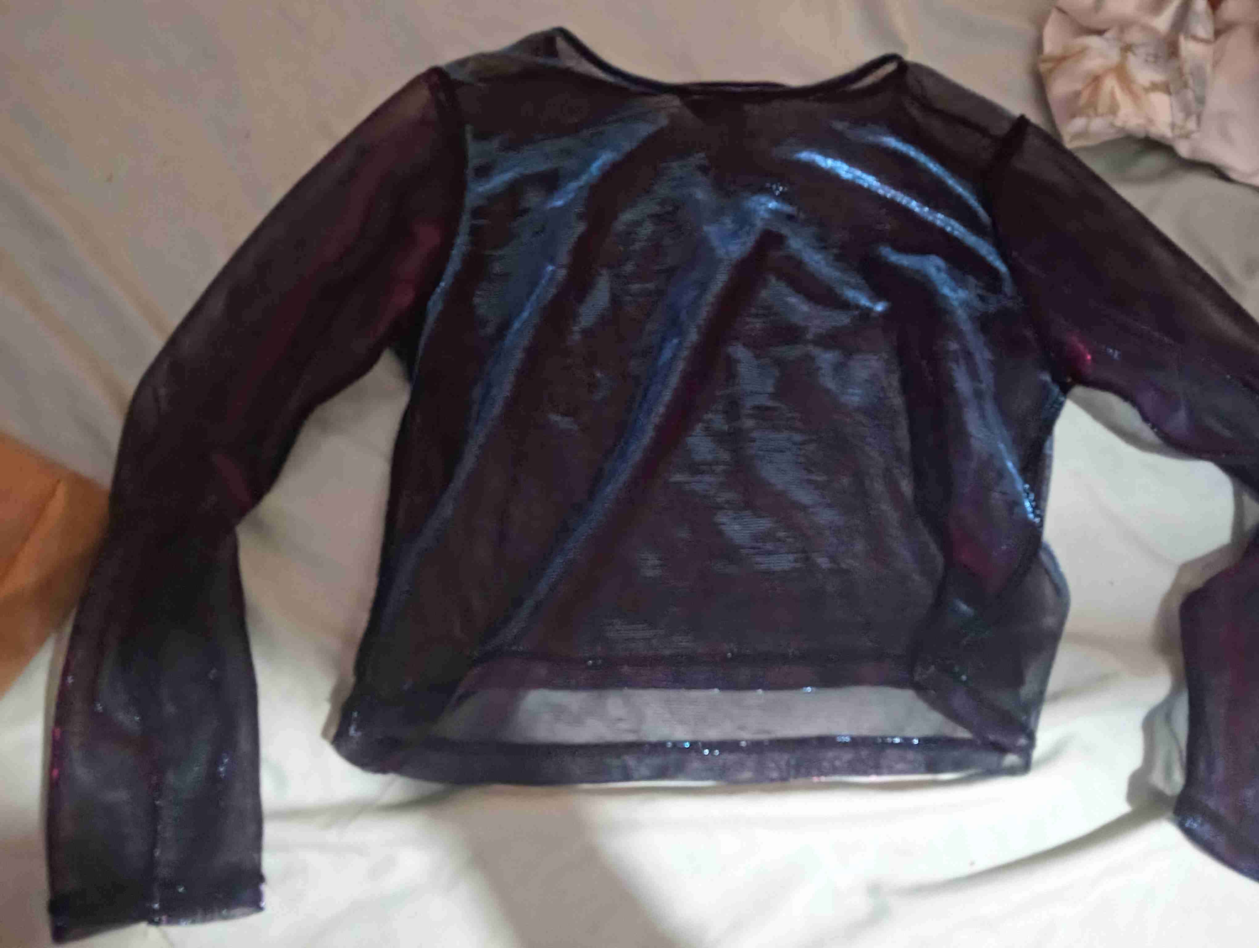 Blusa transparente negra brillante