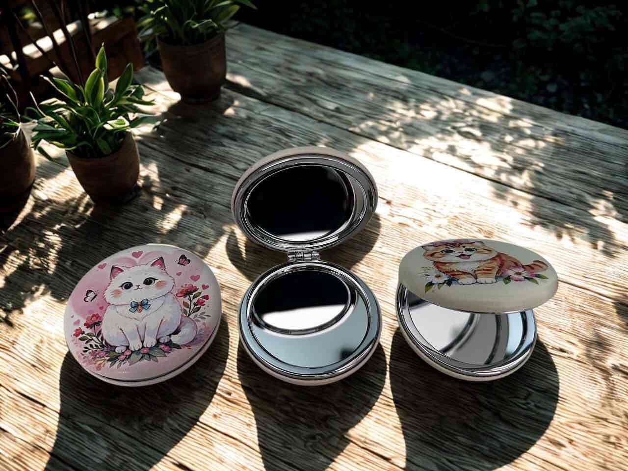 Espejos compactos con diseño de gato