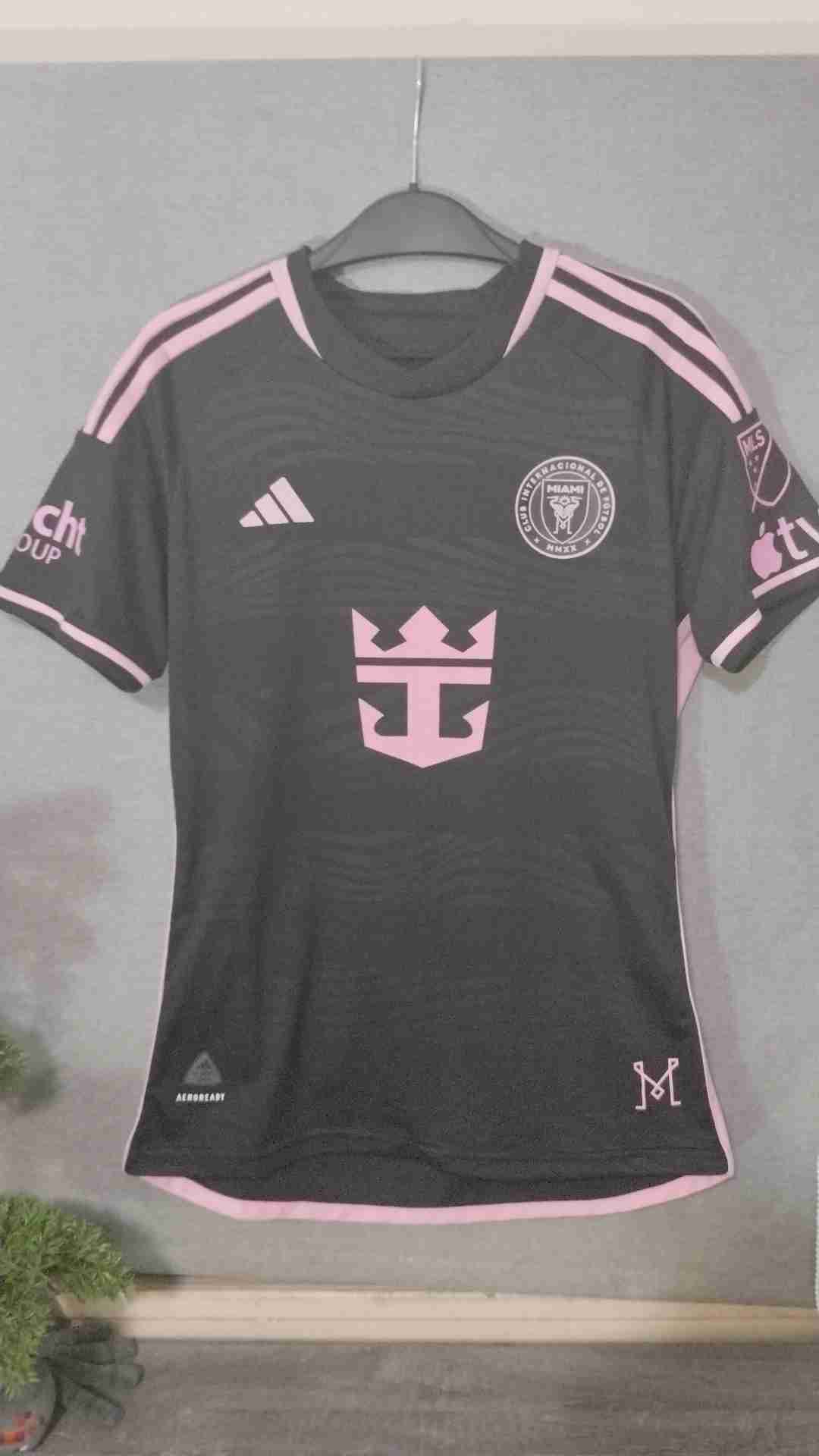 Camiseta fútbol Messi rosa/negra - miniatura 2