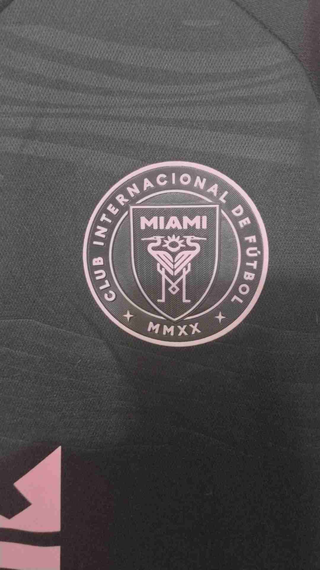 Camiseta fútbol Messi rosa/negra - miniatura 3