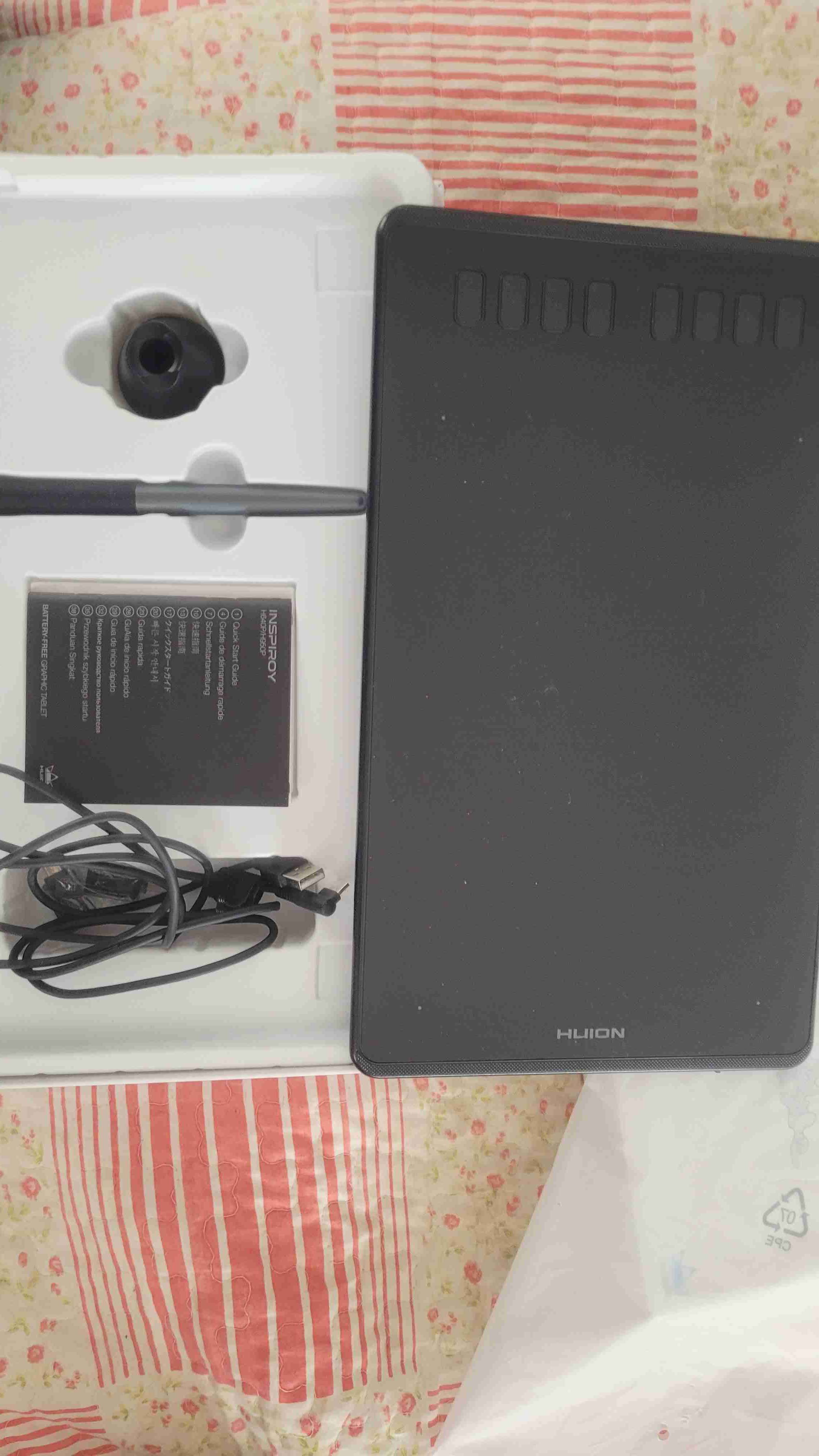 Tableta gráfica Huion Inspiroy - miniatura 3