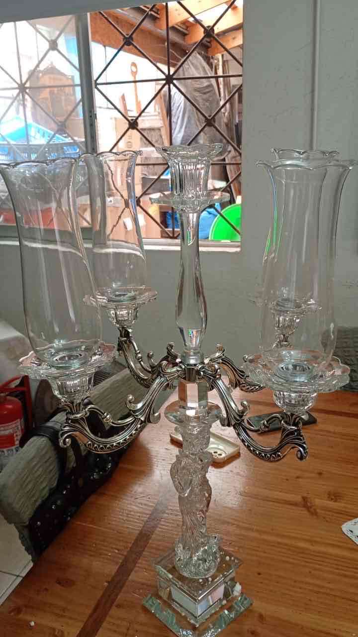 Candelabro de cristal y metal
