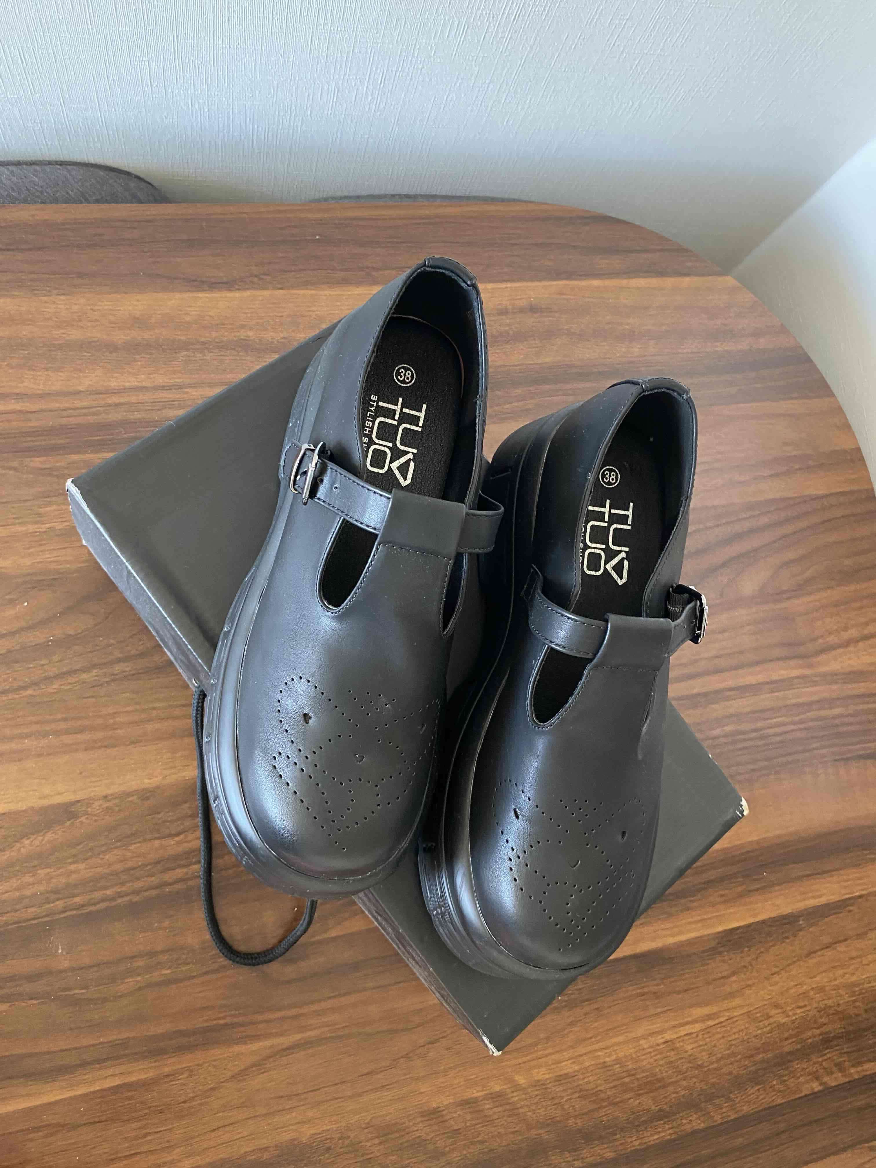 Zapatos negros con plataforma - miniatura 3