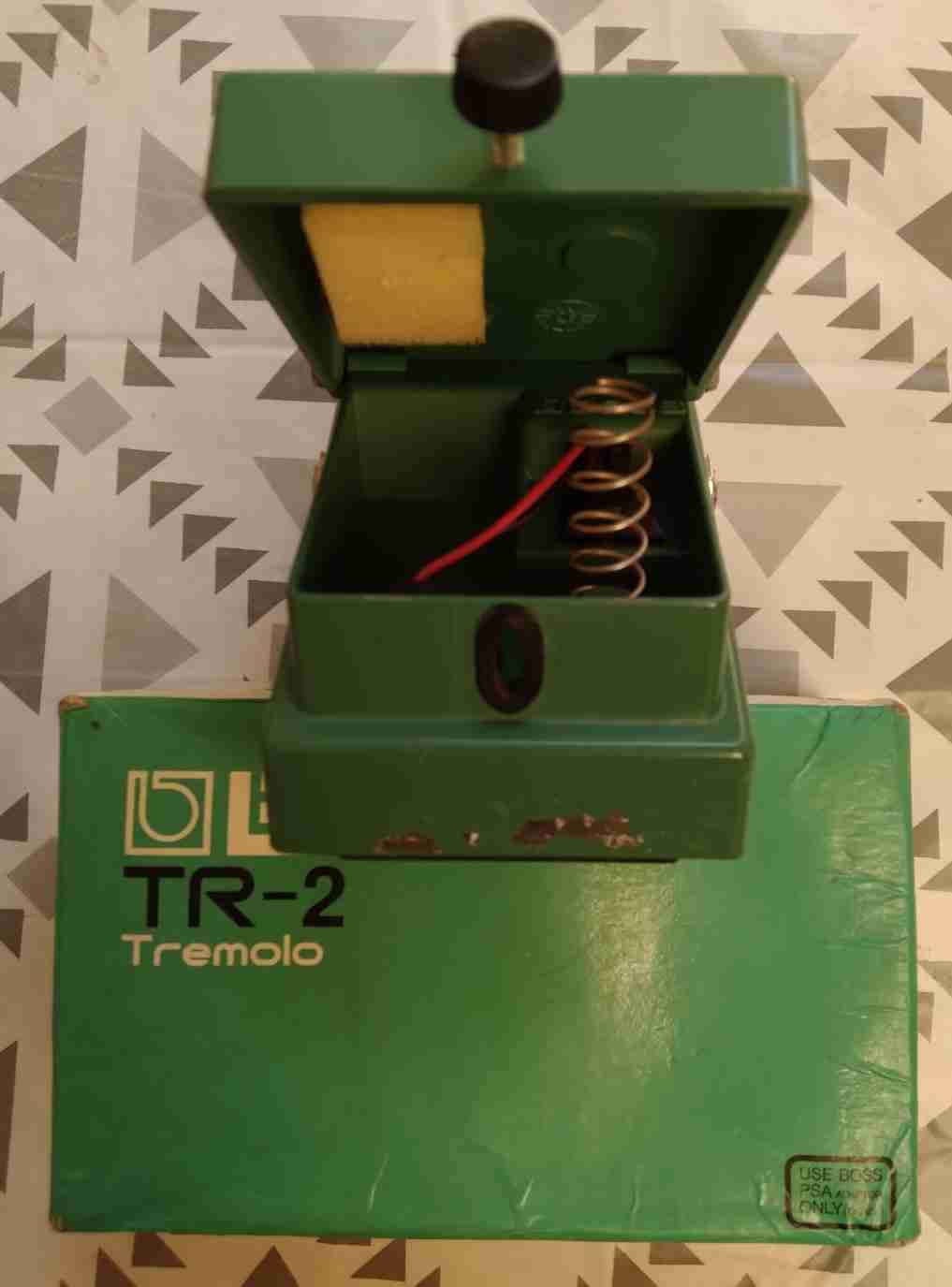 Pedal Boss TR-2 Tremolo - miniatura 2