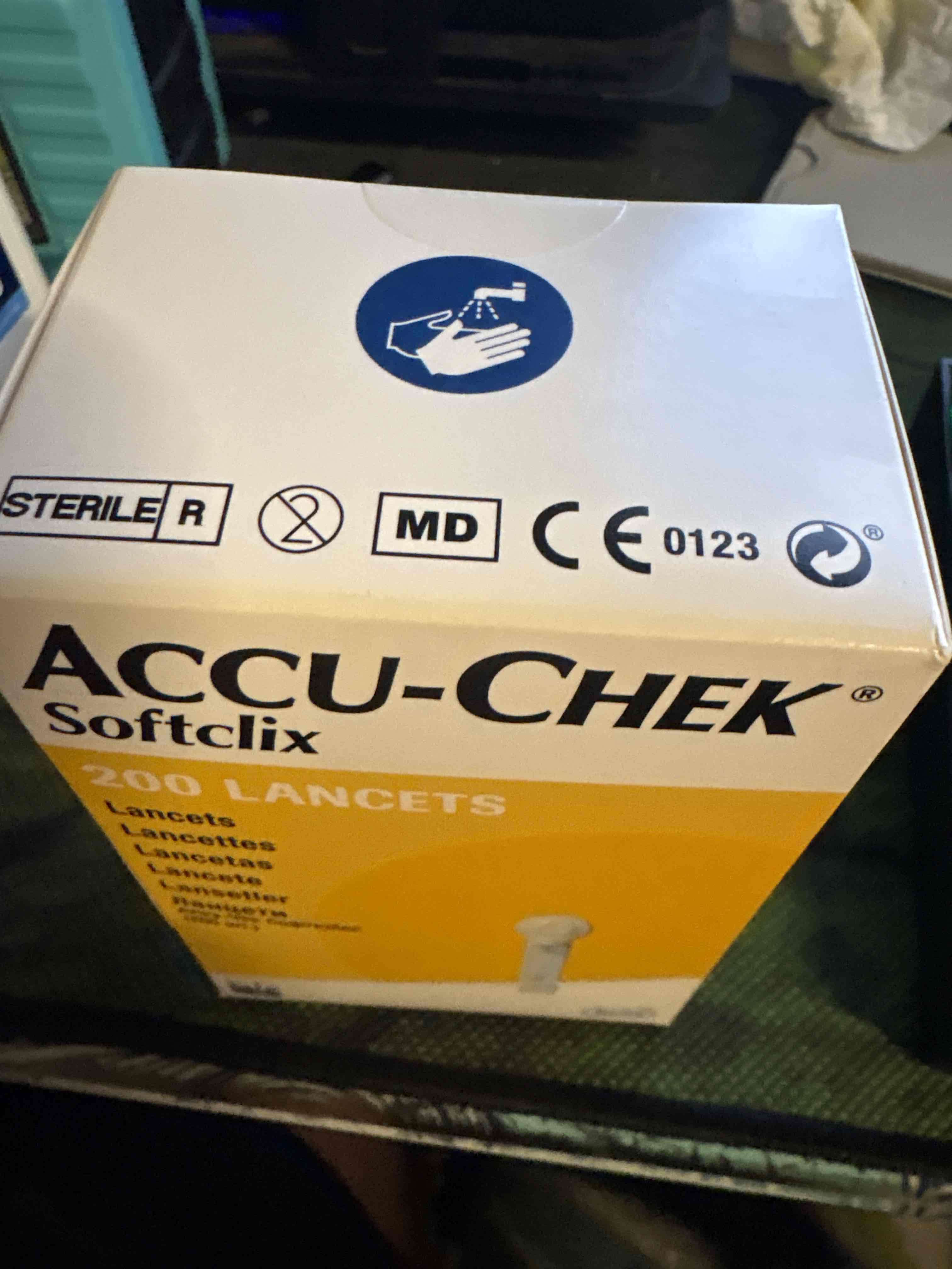 Lancetas Accu-Chek Softclix 200 unidades - miniatura 2