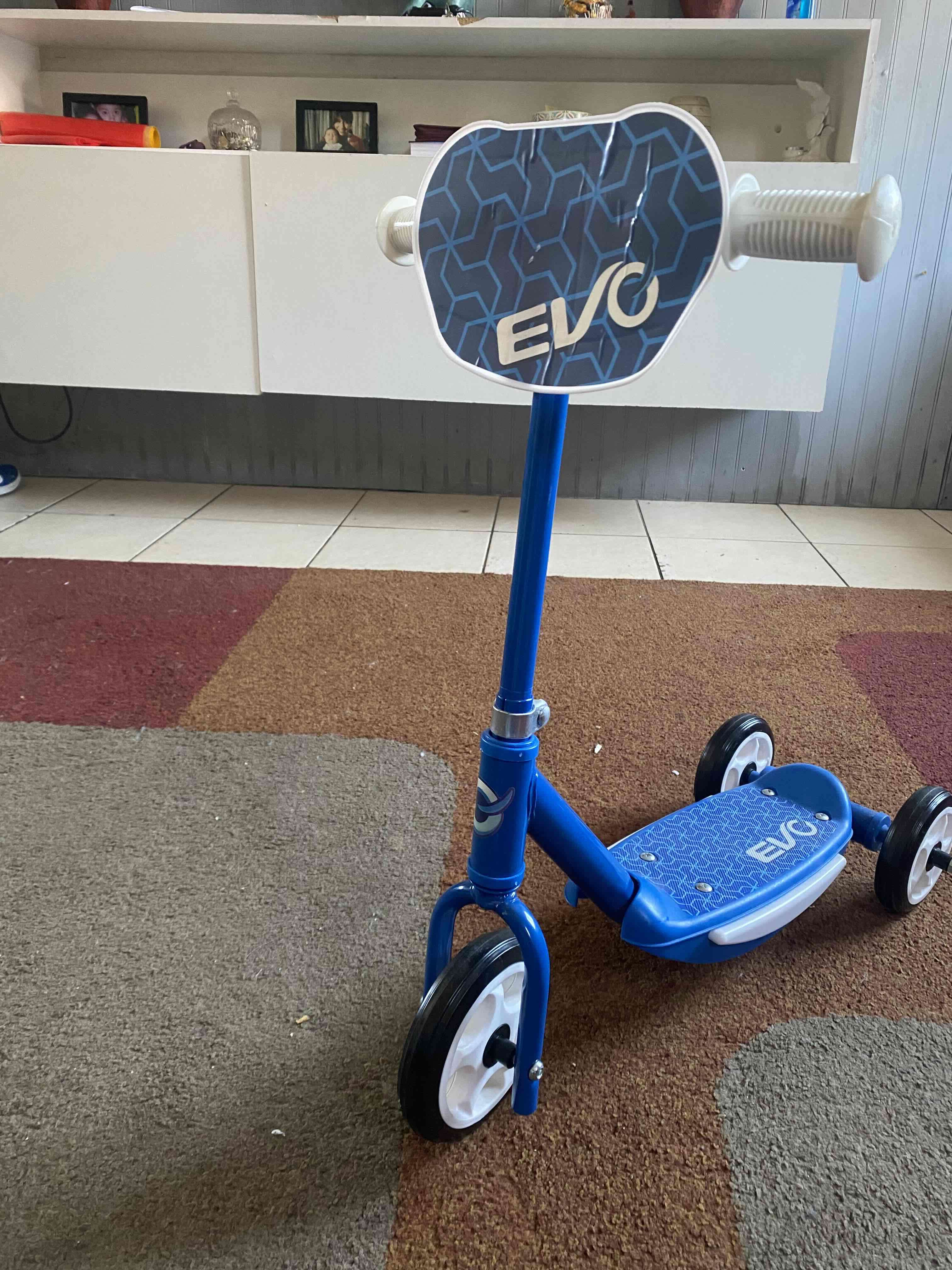 Scooter azul para niños EVO