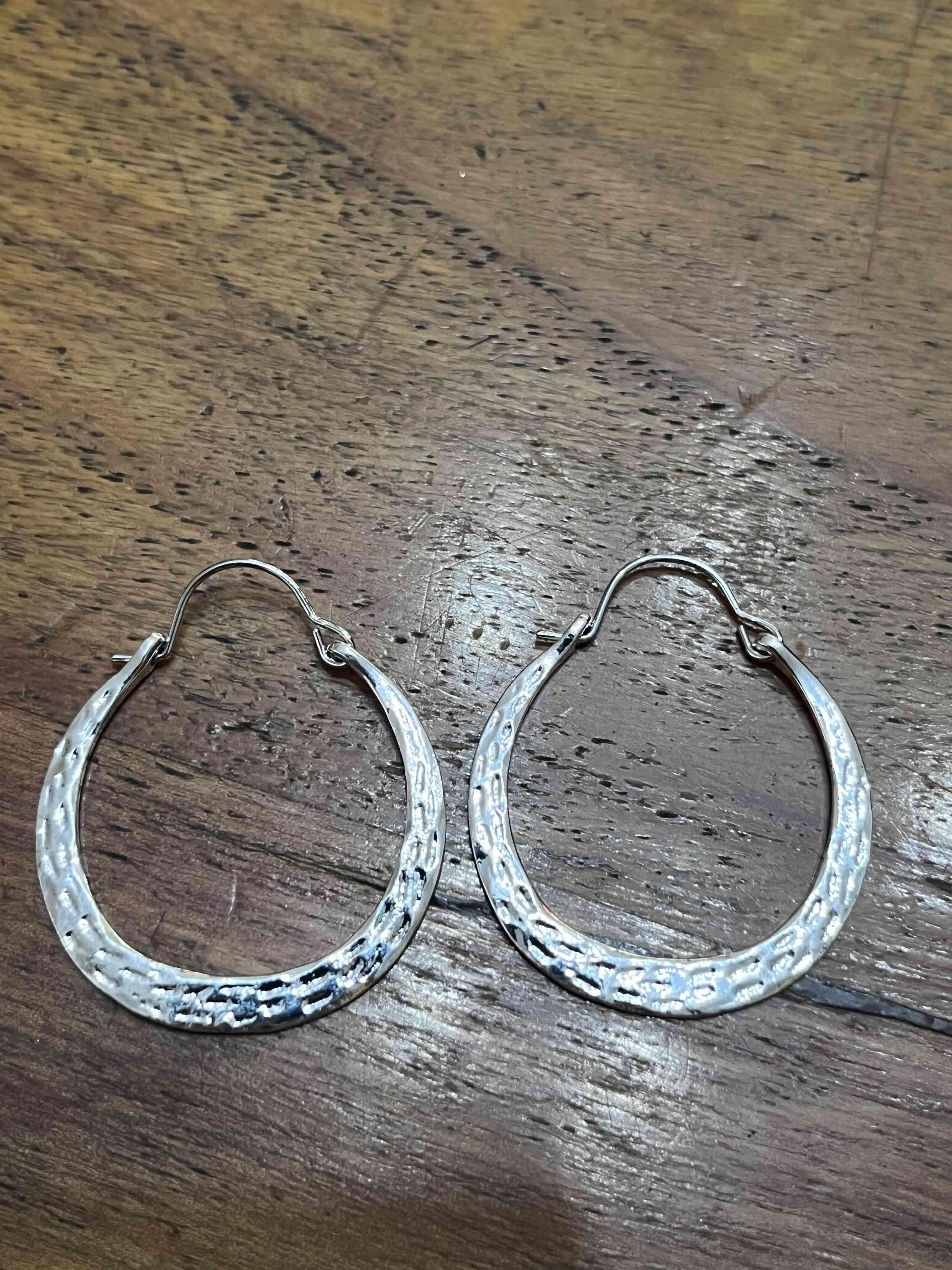 Aros de plata calados