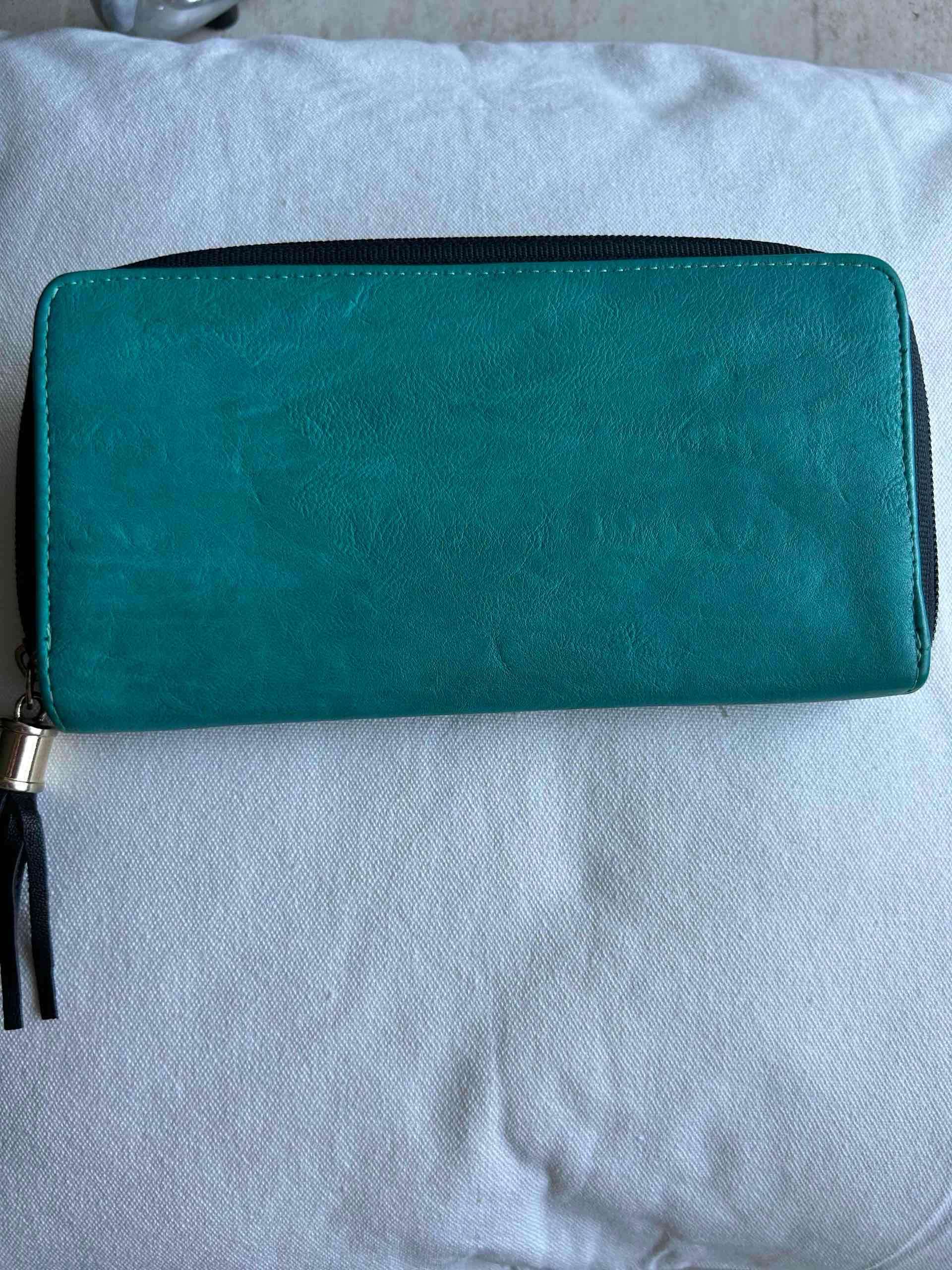 Cartera Amphora verde con fleco - miniatura 3