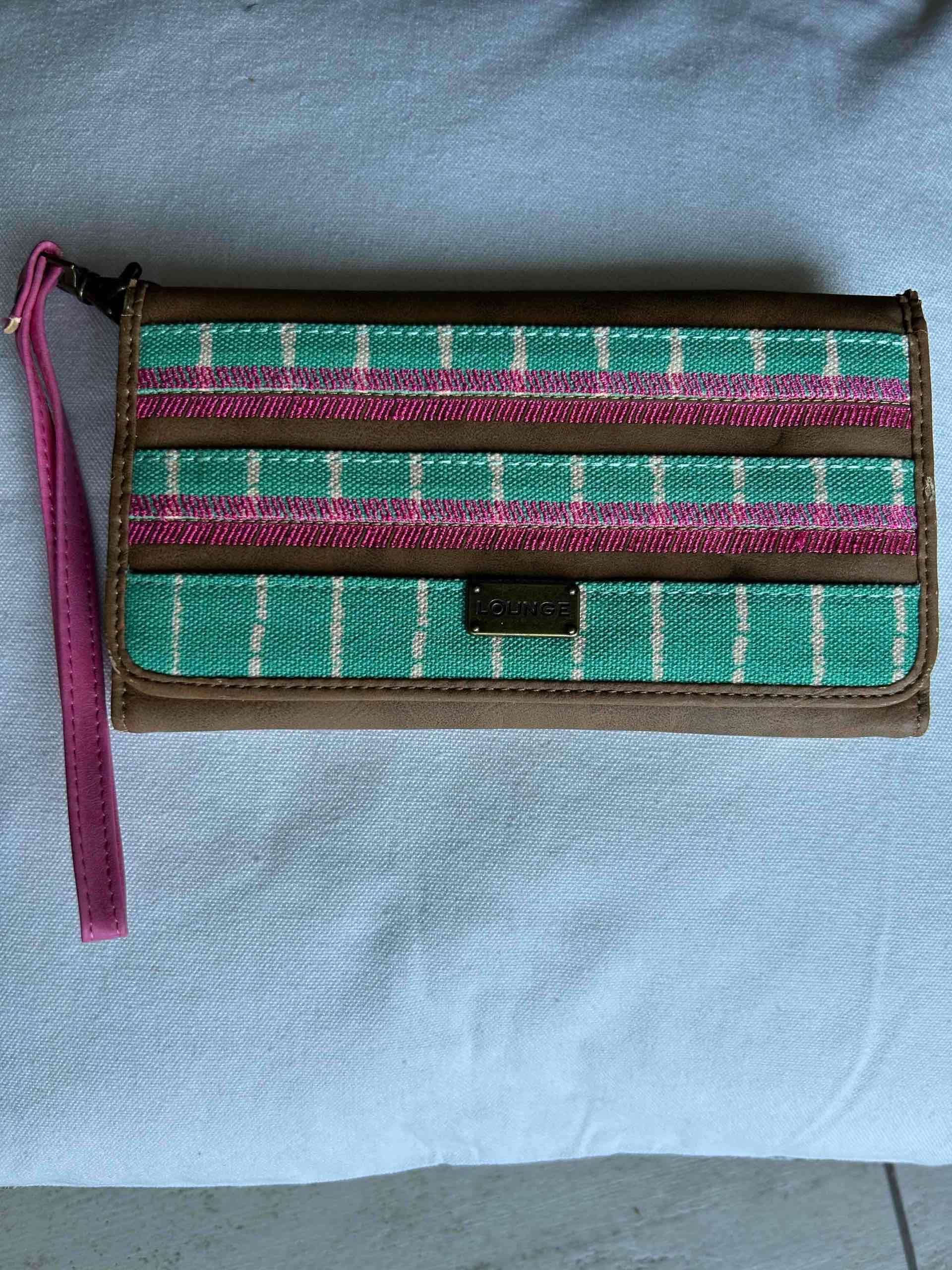 Billetera de tela con diseño colorido