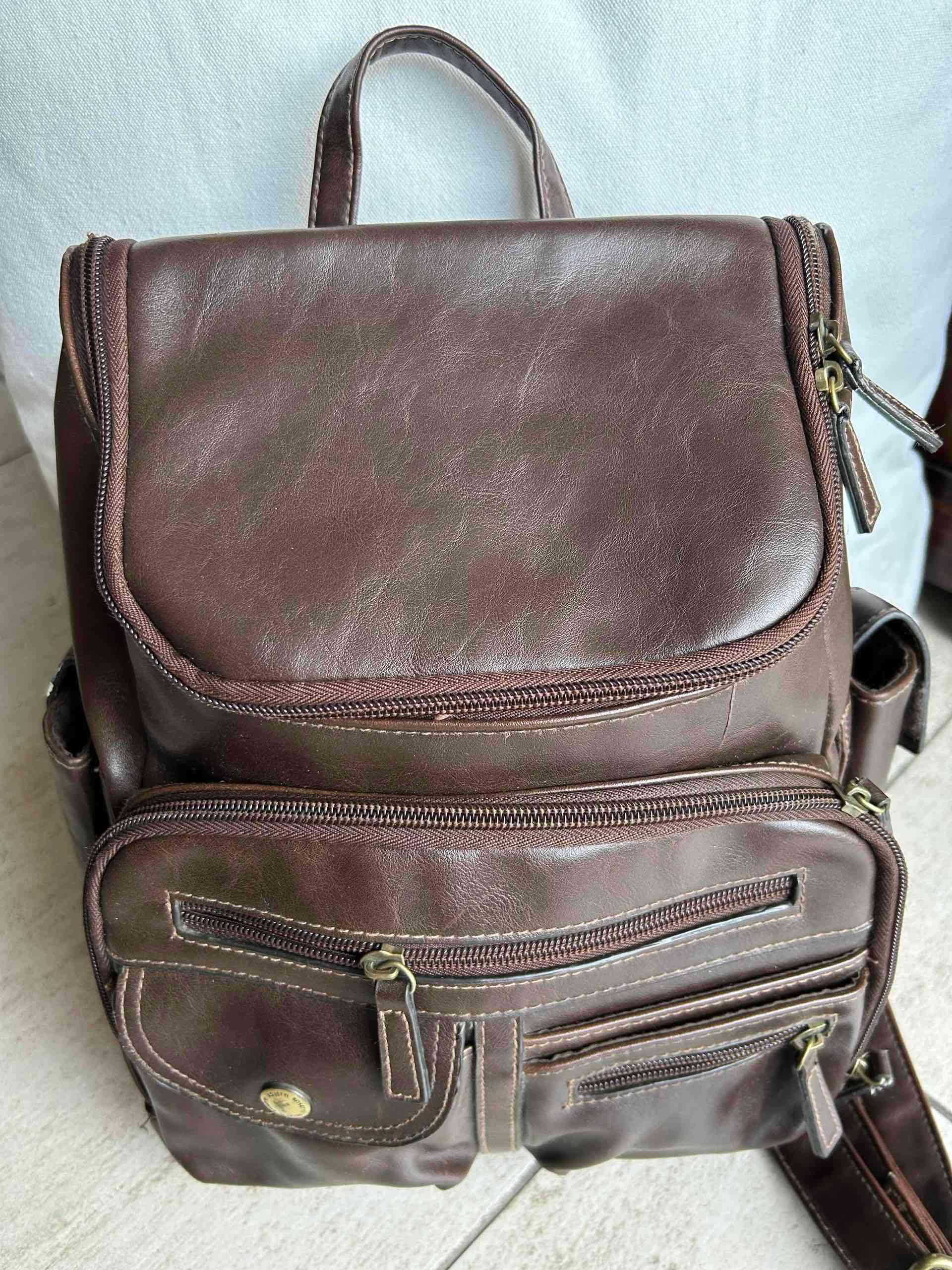 Mochila de cuero café - miniatura 3
