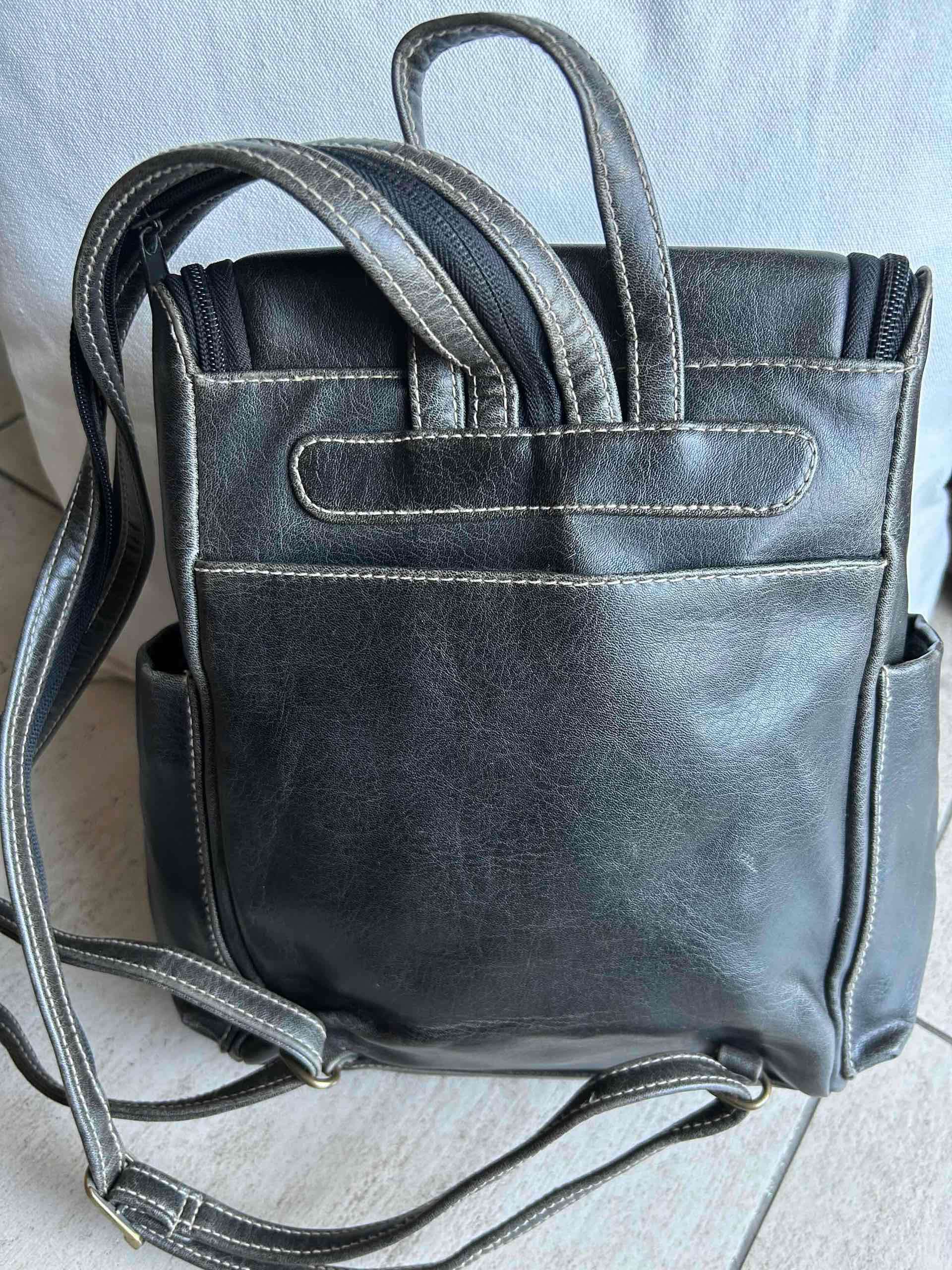 Mochila negra Rosetti - miniatura 3