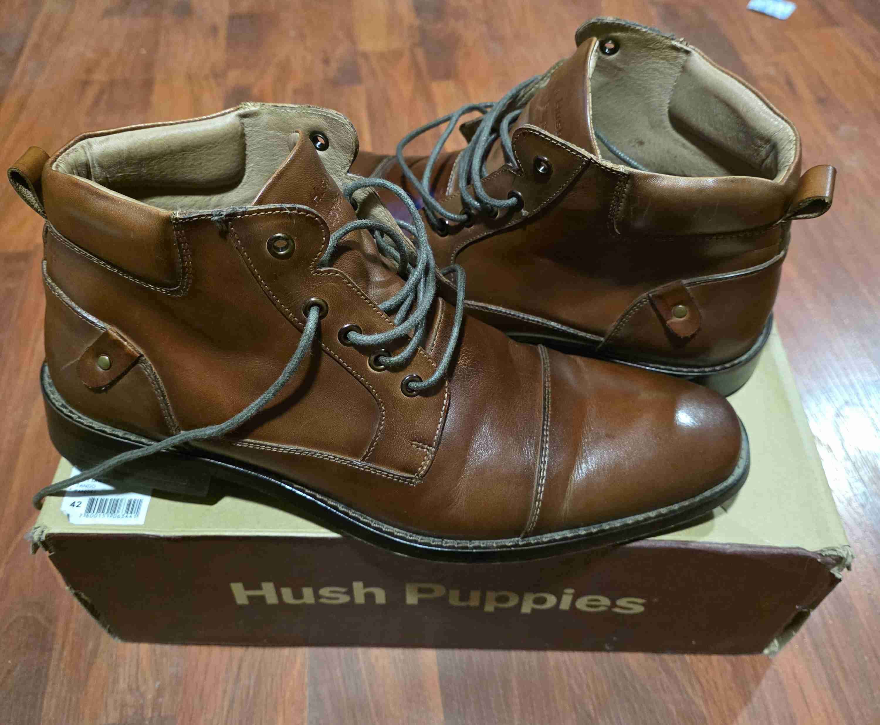 Botas de cuero marrón Hush Puppies