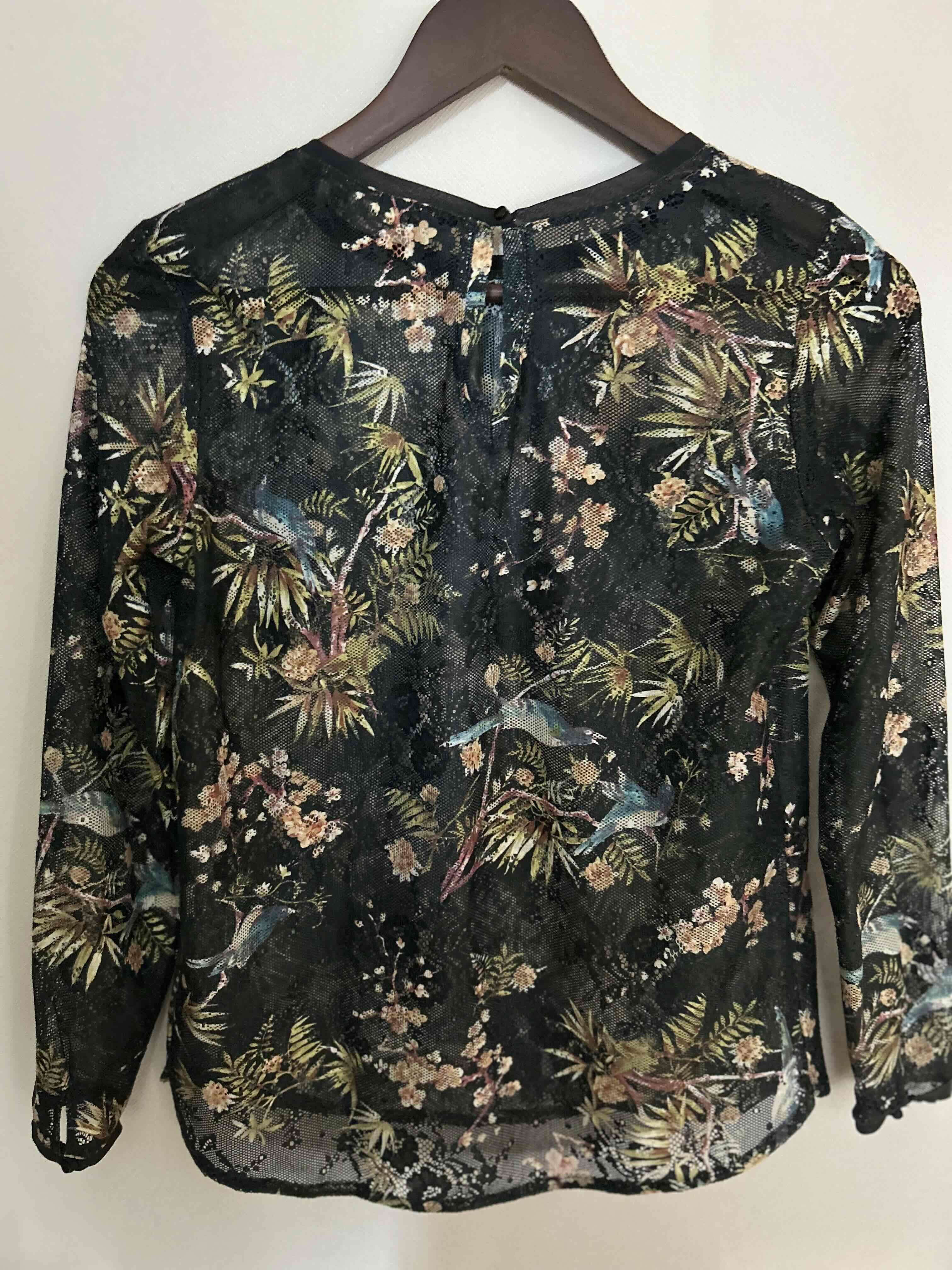 Blusa transparente estampada - miniatura 2