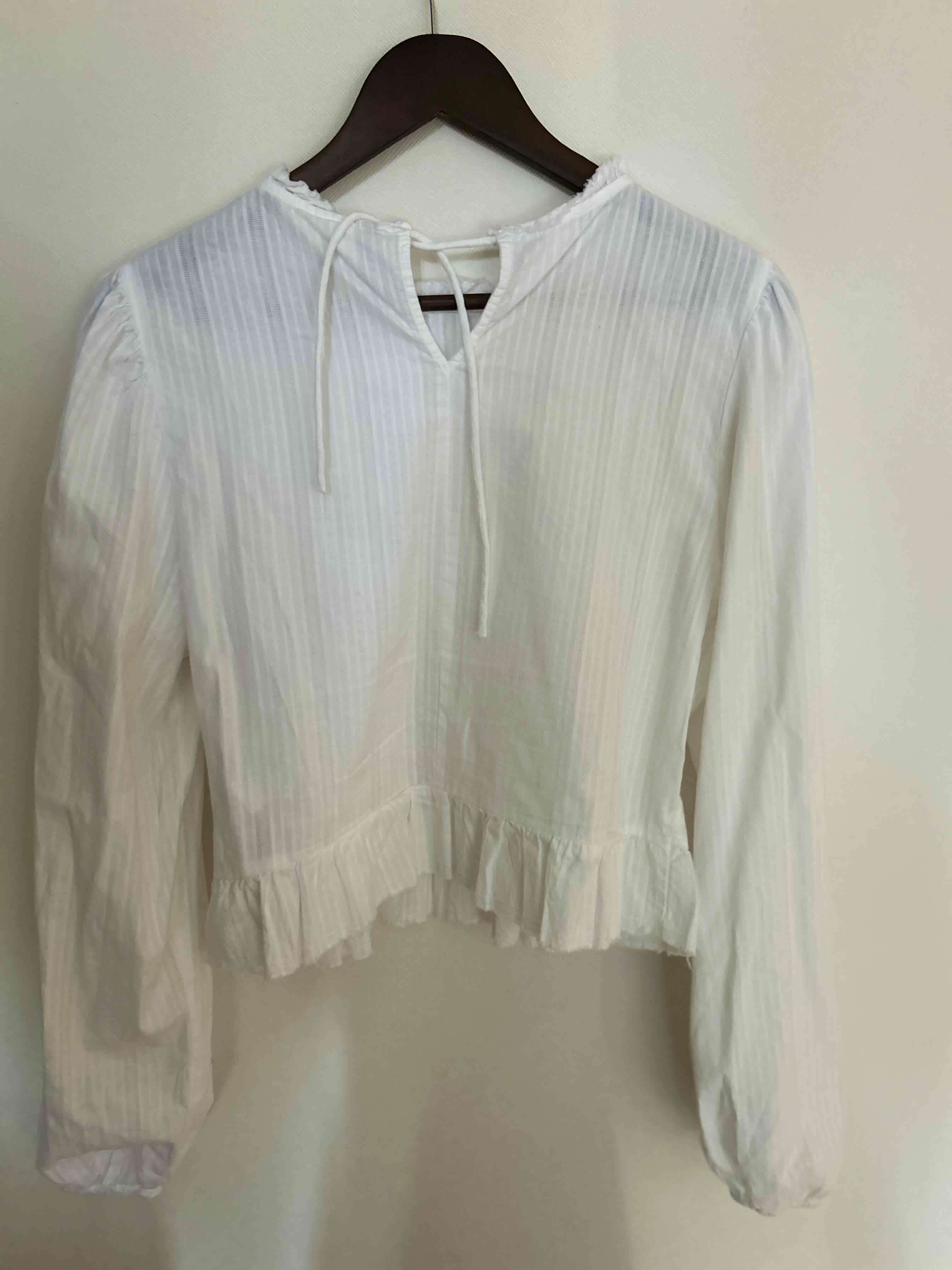 Blusa blanca manga larga - miniatura 3