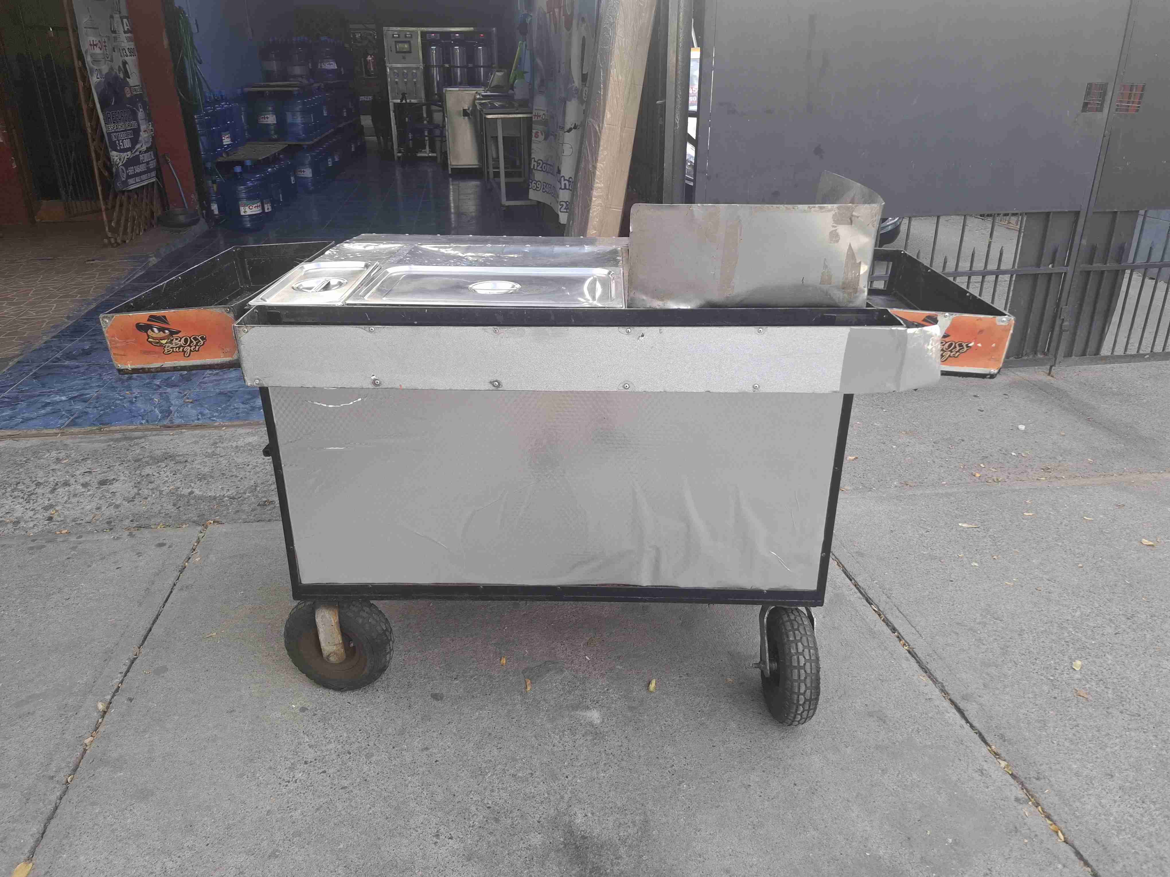 Carro de comida rápida usado - miniatura 2