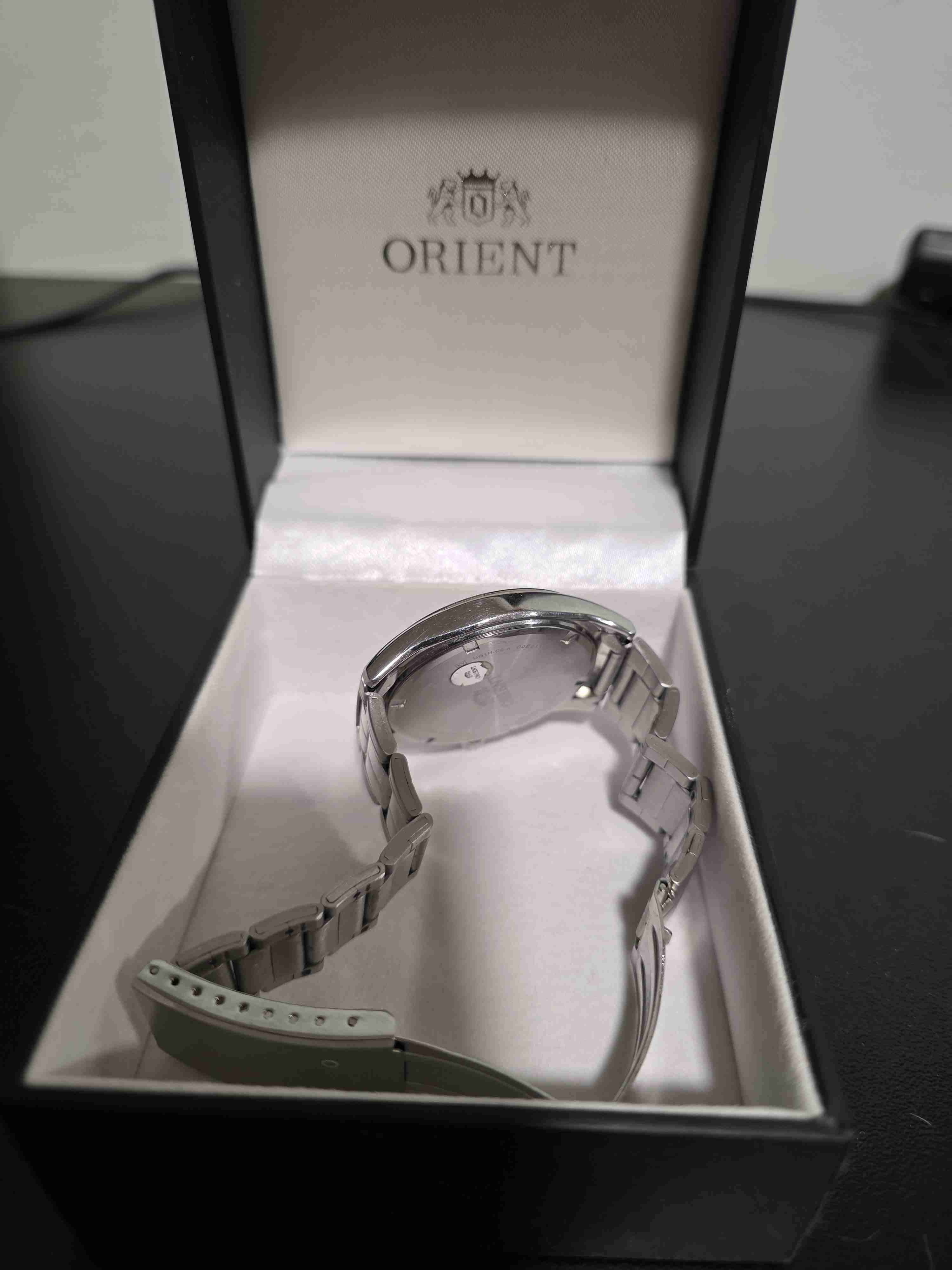 Reloj Orient plateado en caja - miniatura 2