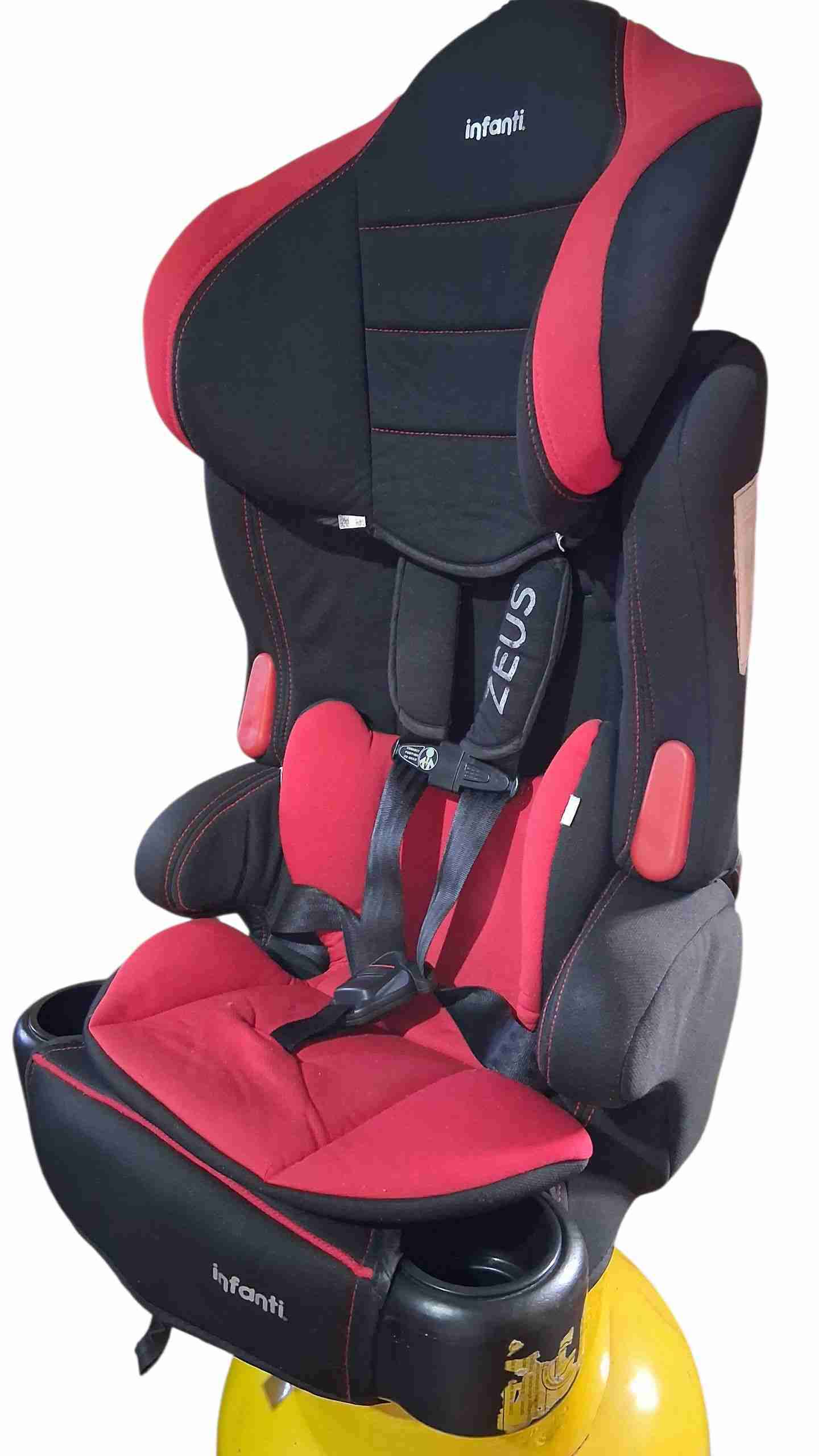 Silla de auto Infanti roja Zeus - miniatura 2