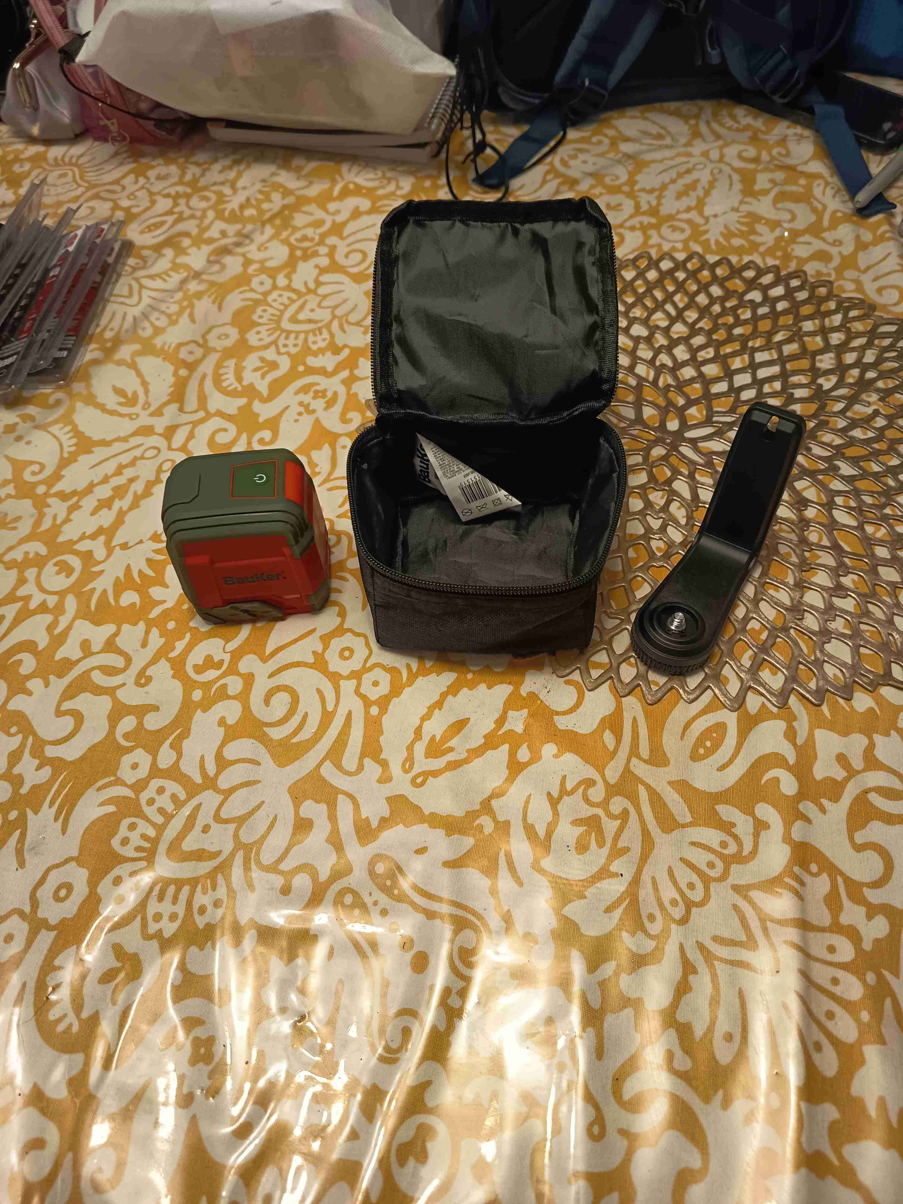 Nivel láser Bauker con estuche - 1