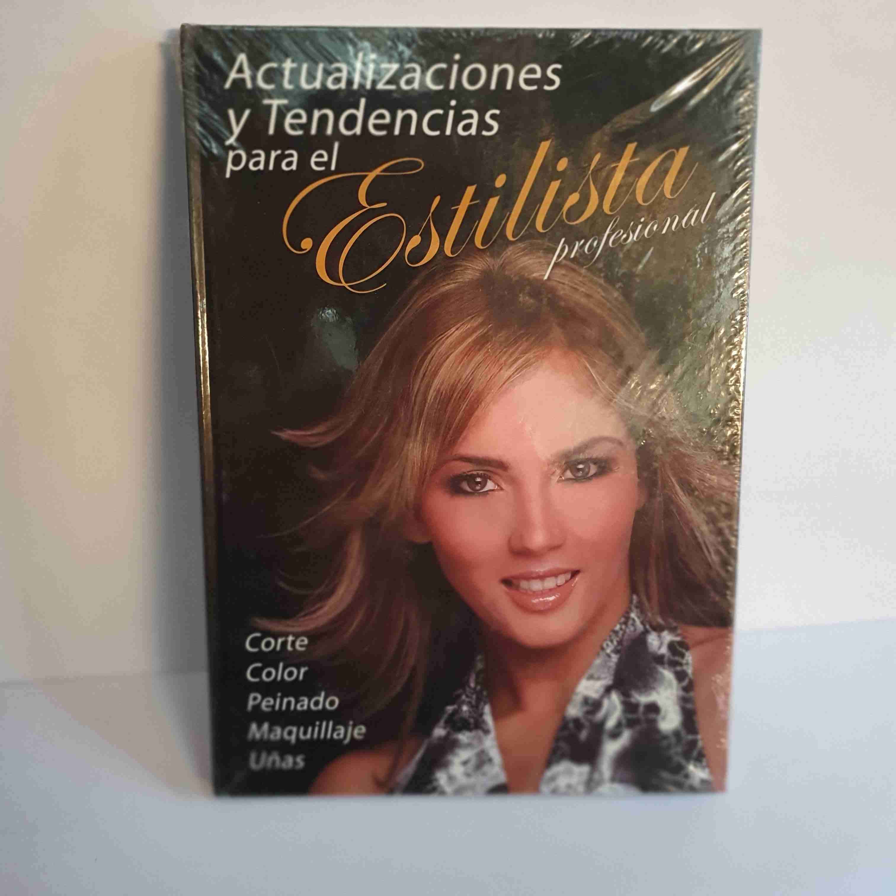 Libro 'Actualizaciones y Tendencias para el Estilista'
