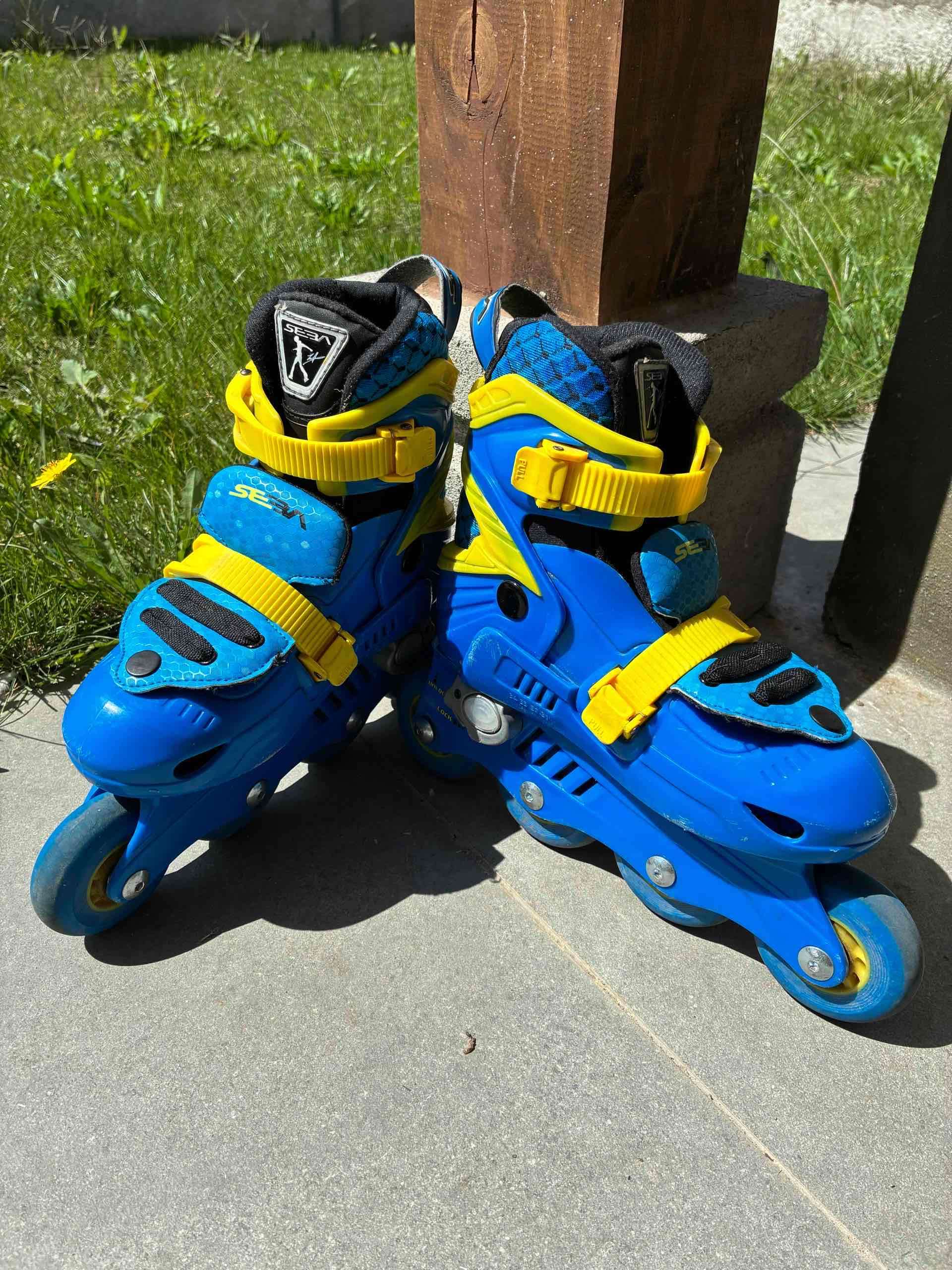 Patines en línea azules para niños