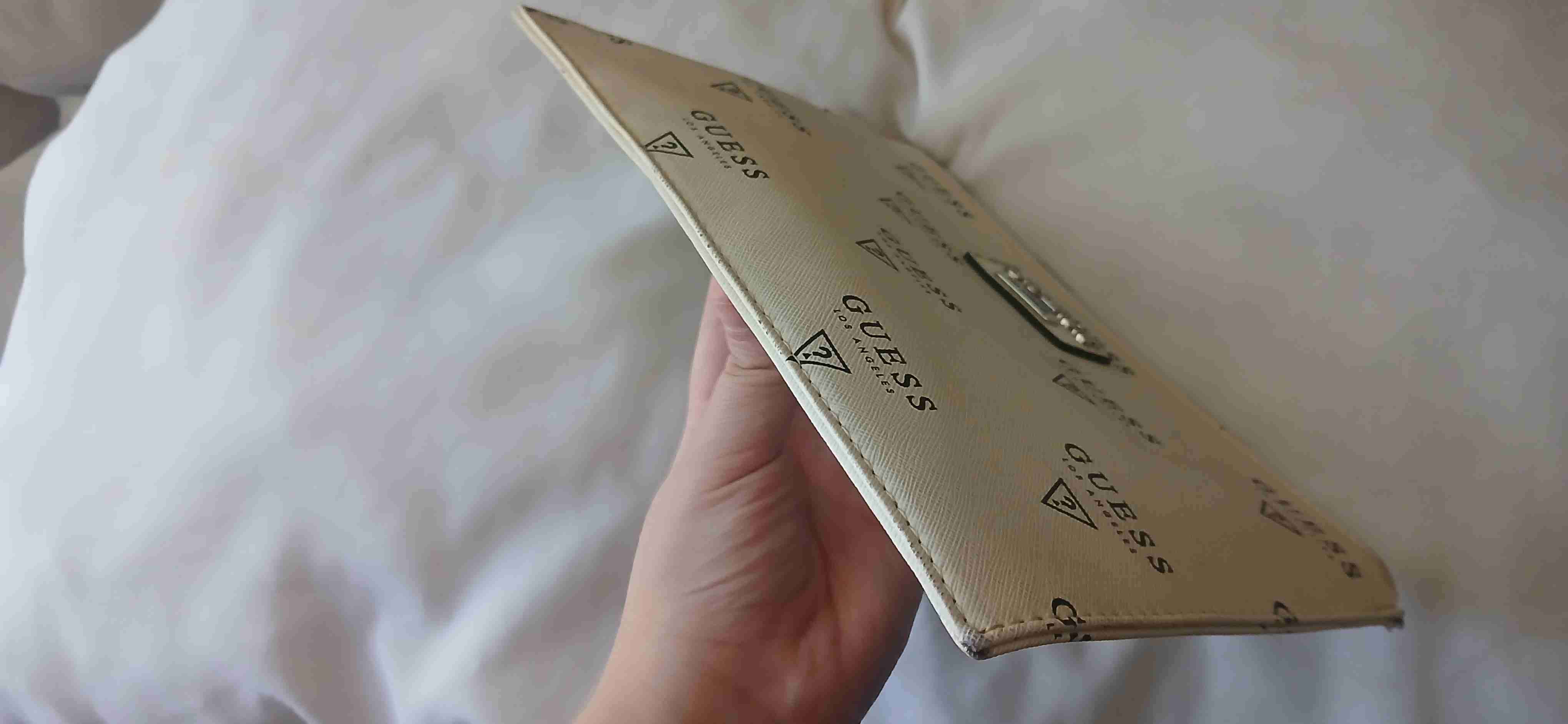 Bolso clutch Guess blanco - miniatura 2